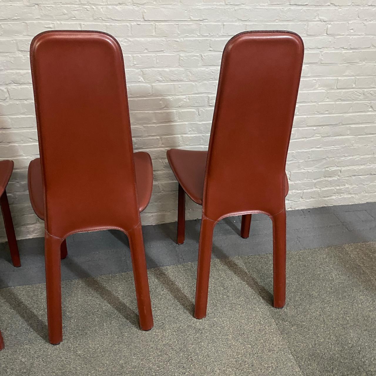 Set of 8 full saddle leather CIDUE ITALIA dining chairs- Italy 1980'S For Sale 4