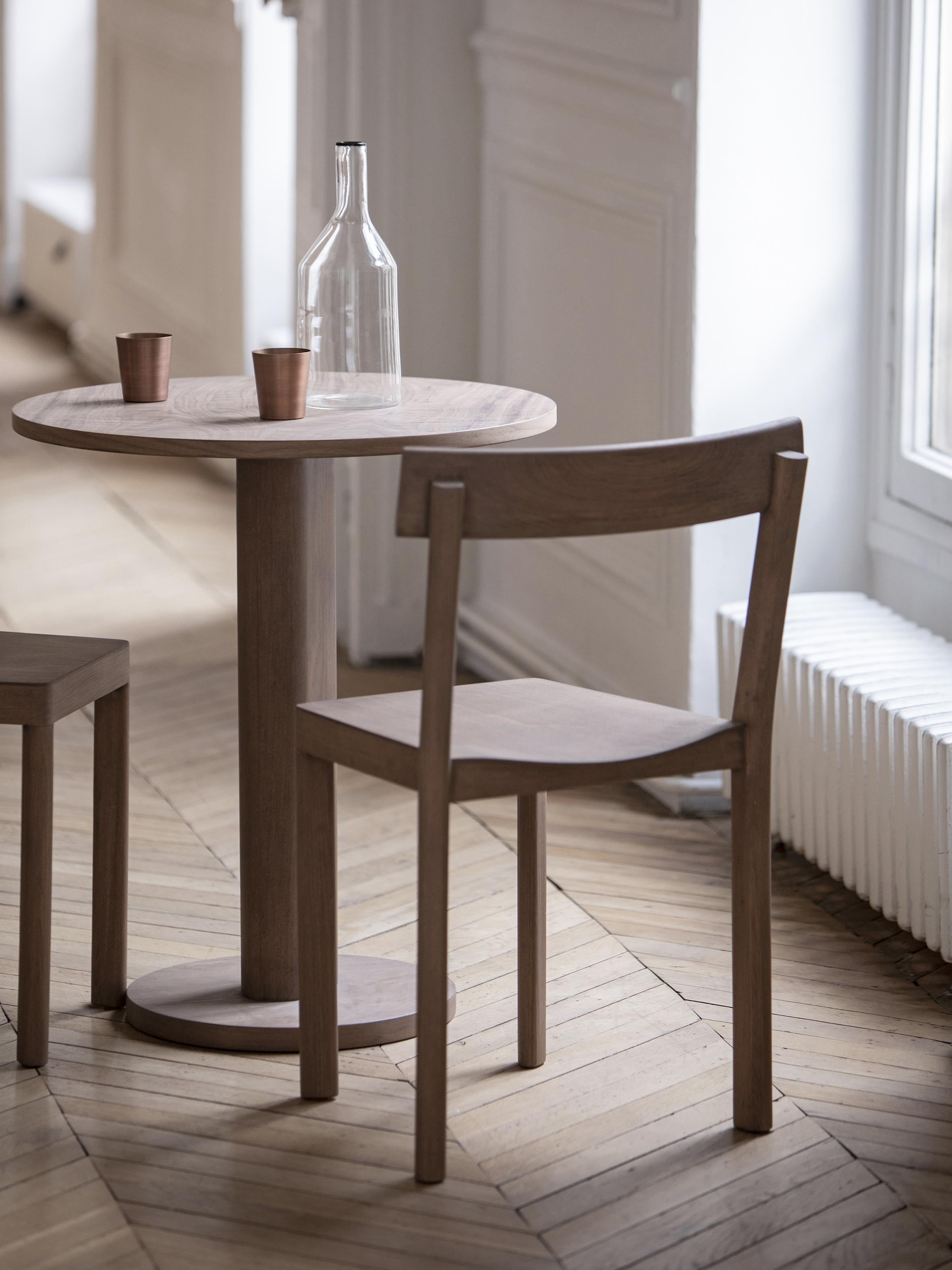Set of 8 Galta Walnut Chairs by Kann Design In New Condition For Sale In Geneve, CH