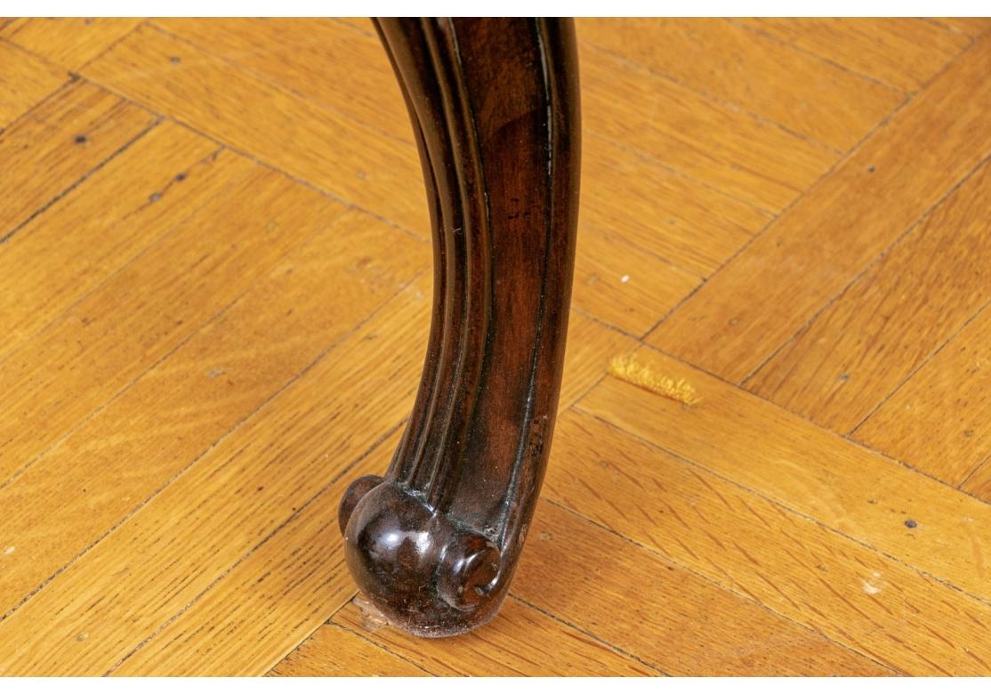 20ième siècle Ensemble de 8 chaises de salle à manger géorgiennes en acajou comprenant 2 fauteuils et 6 côtés en vente