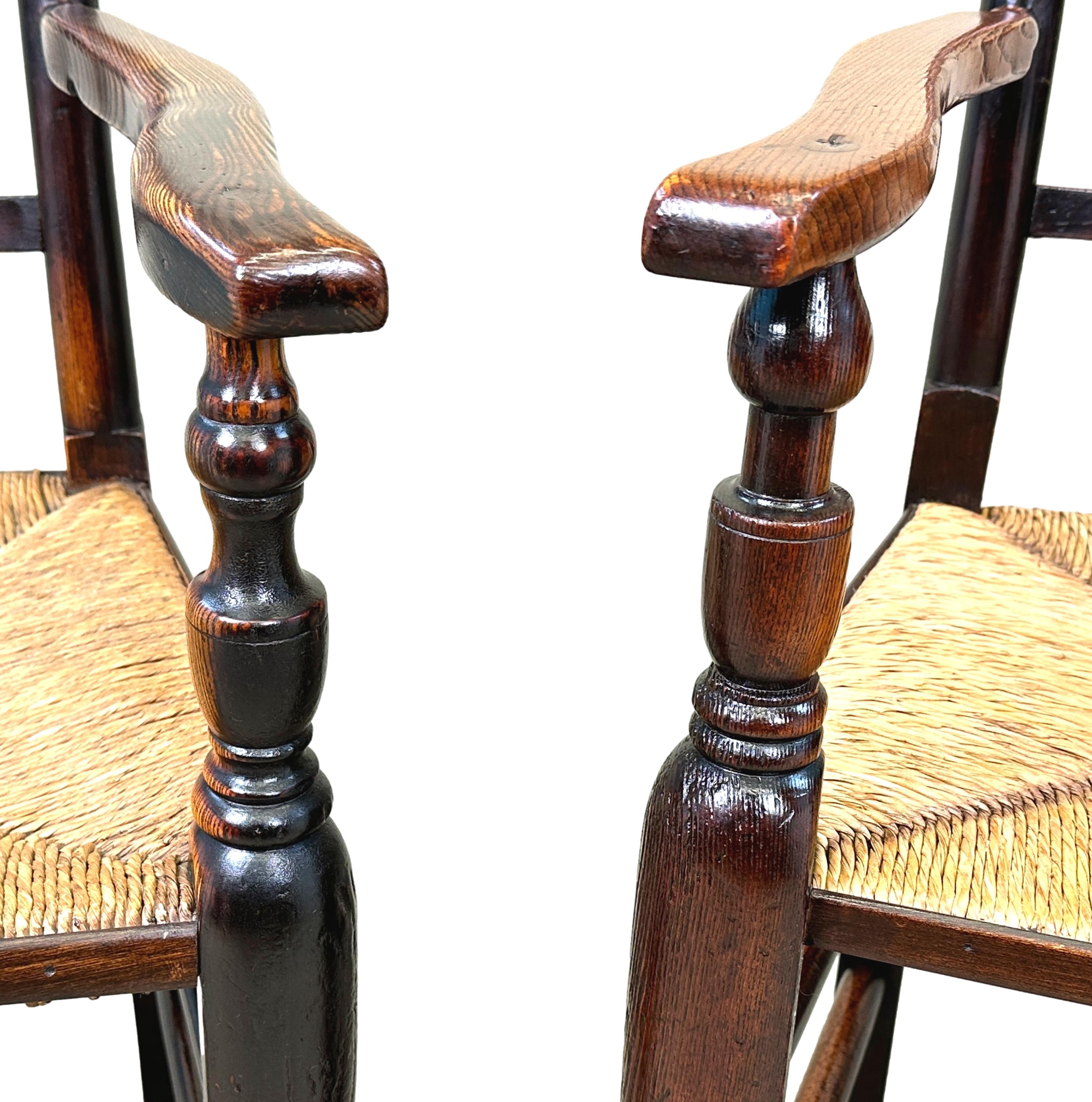 English Set Of 8 Georgian Spindleback Farmhouse Dining Chairs For Sale