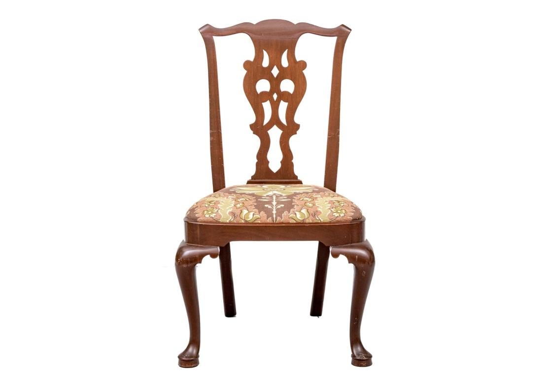 Ensemble de 8 chaises de salle à manger de style géorgien en tissu Clarence House en vente 7