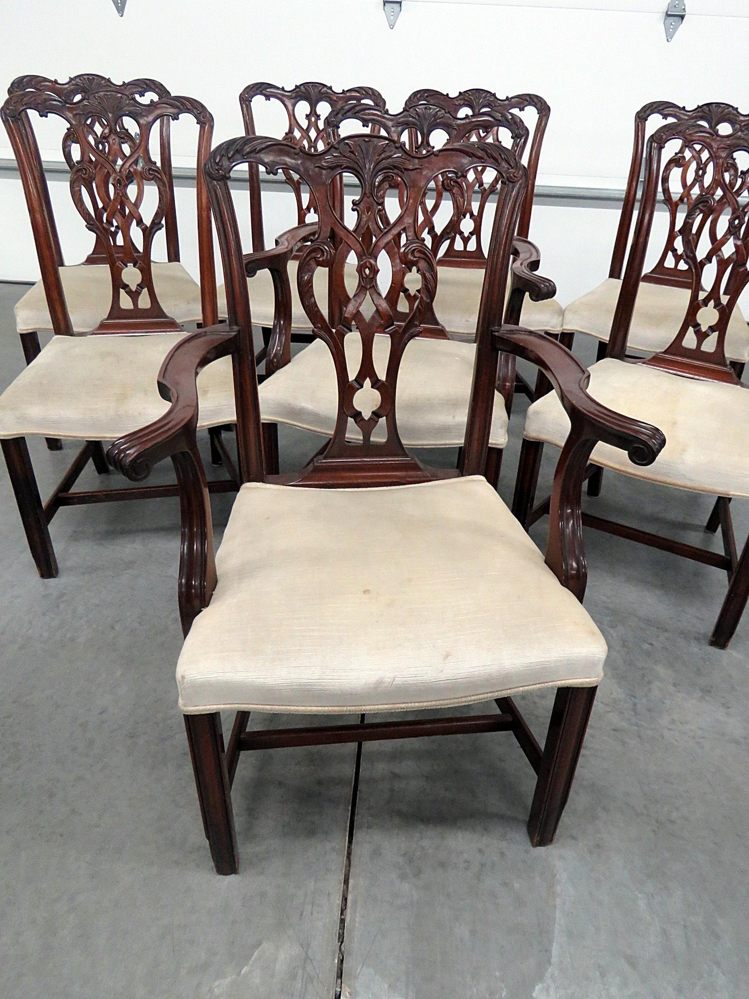 20th Century Set of 8 Georgian Style Dining Room Chairs