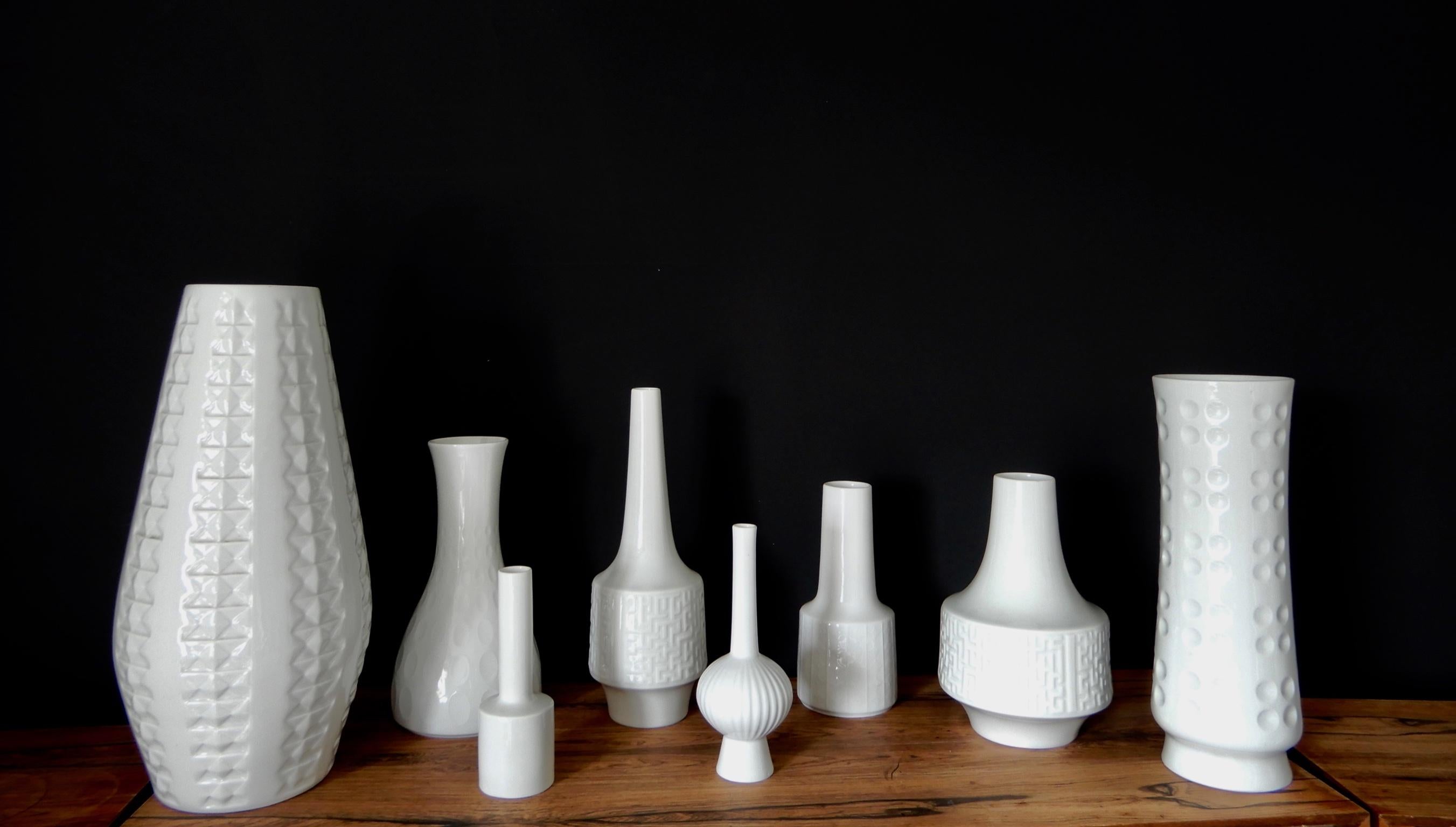 Set of 8 German White Ceramic Vases, 1960s In Good Condition In London, GB