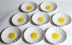 Set of 8 Gien 'Daisy Plates', France, circa 1950's