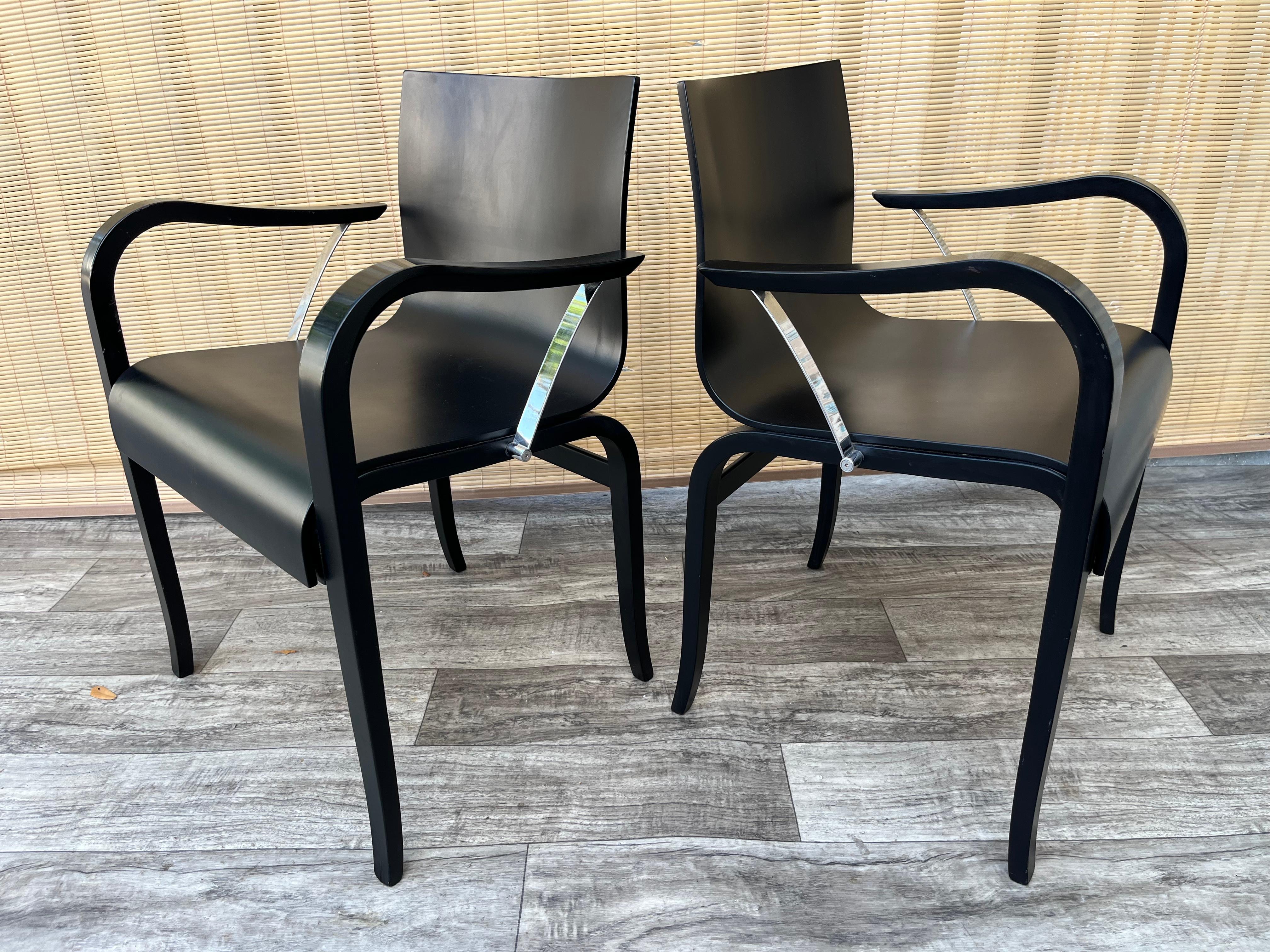 Italian Set of 8 Ginotta Dining Chairs by Enrico Franzolini Dining Chairs for Knoll. Cir For Sale
