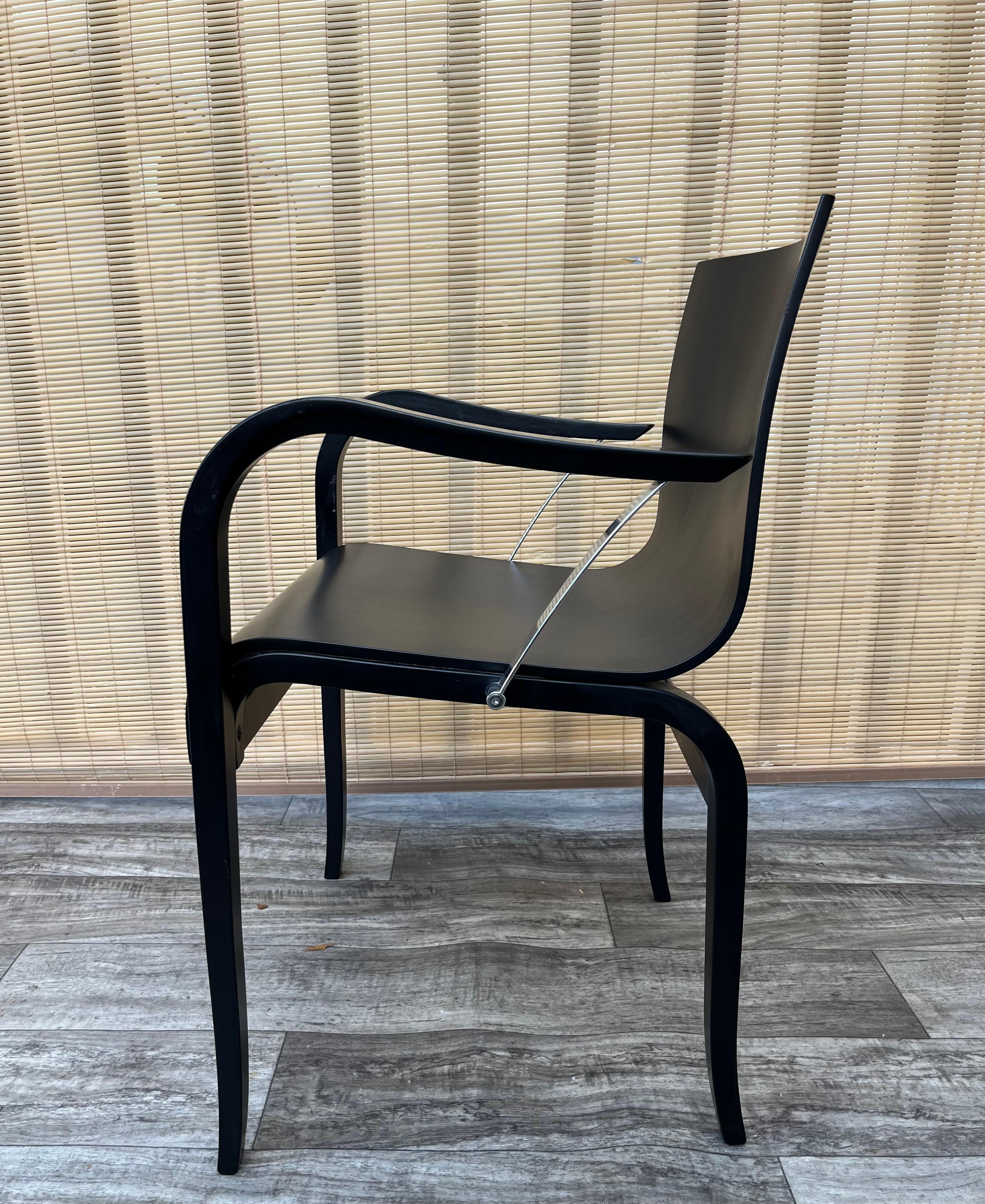 Steel Set of 8 Ginotta Dining Chairs by Enrico Franzolini Dining Chairs for Knoll. Cir For Sale