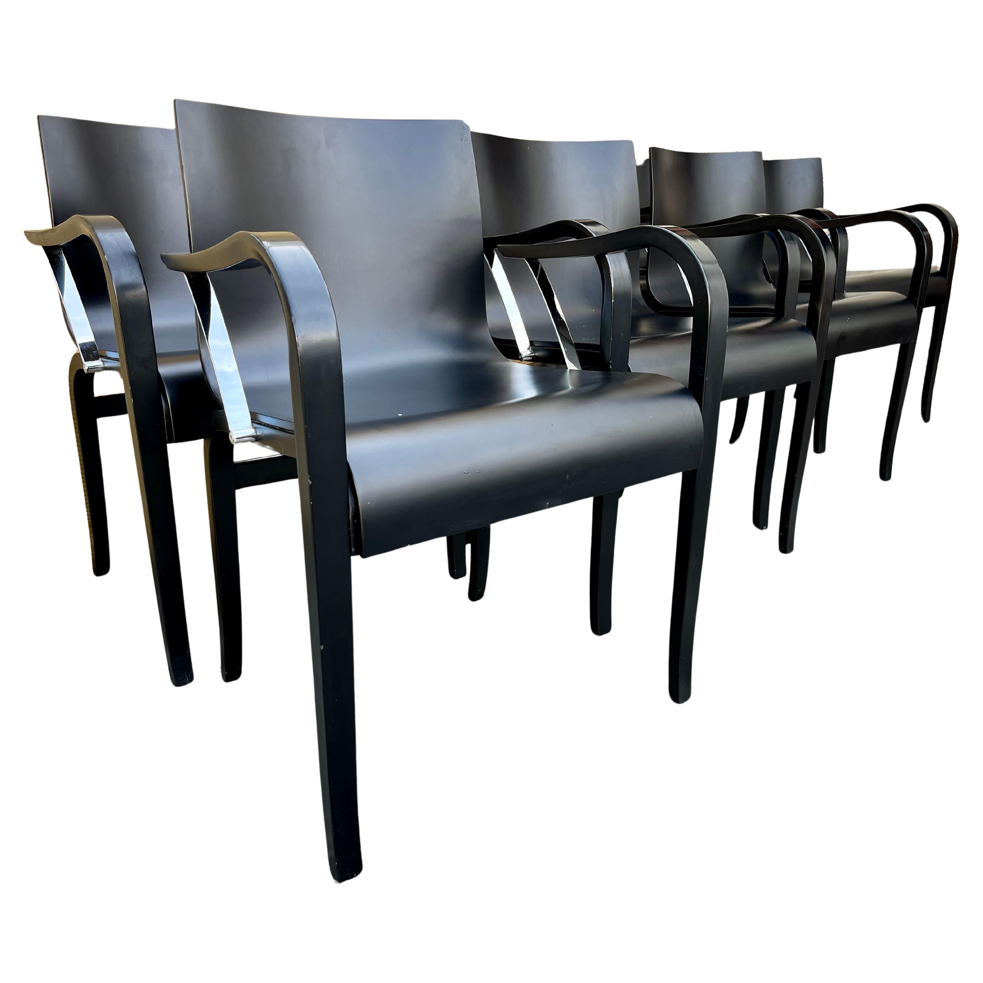 Set of 8 Ginotta Dining Chairs by Enrico Franzolini Dining Chairs for Knoll. Cir For Sale