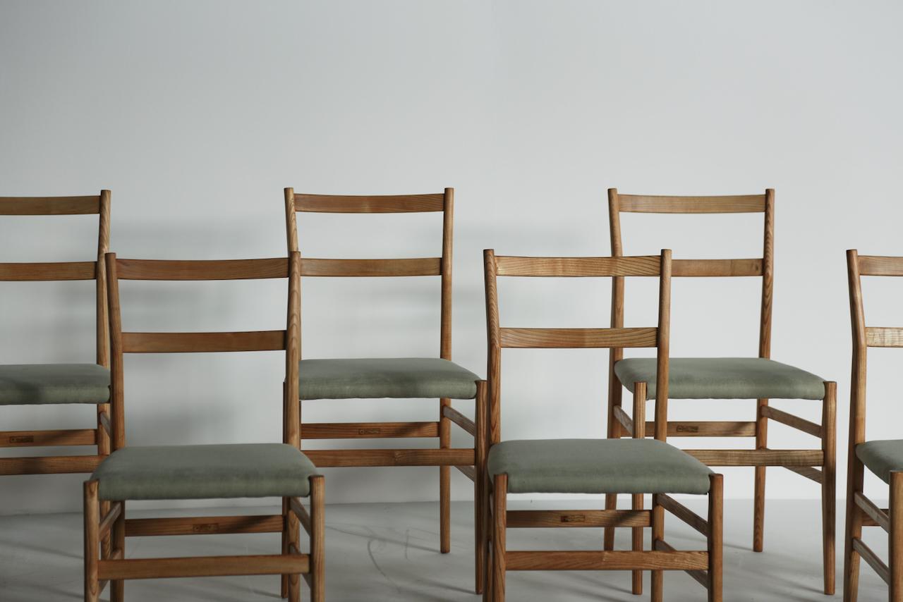 Juego de 8 sillas de comedor Gio Ponti Leggera Modelo 646 para Cassina, Italia, años 50 Italiano en venta