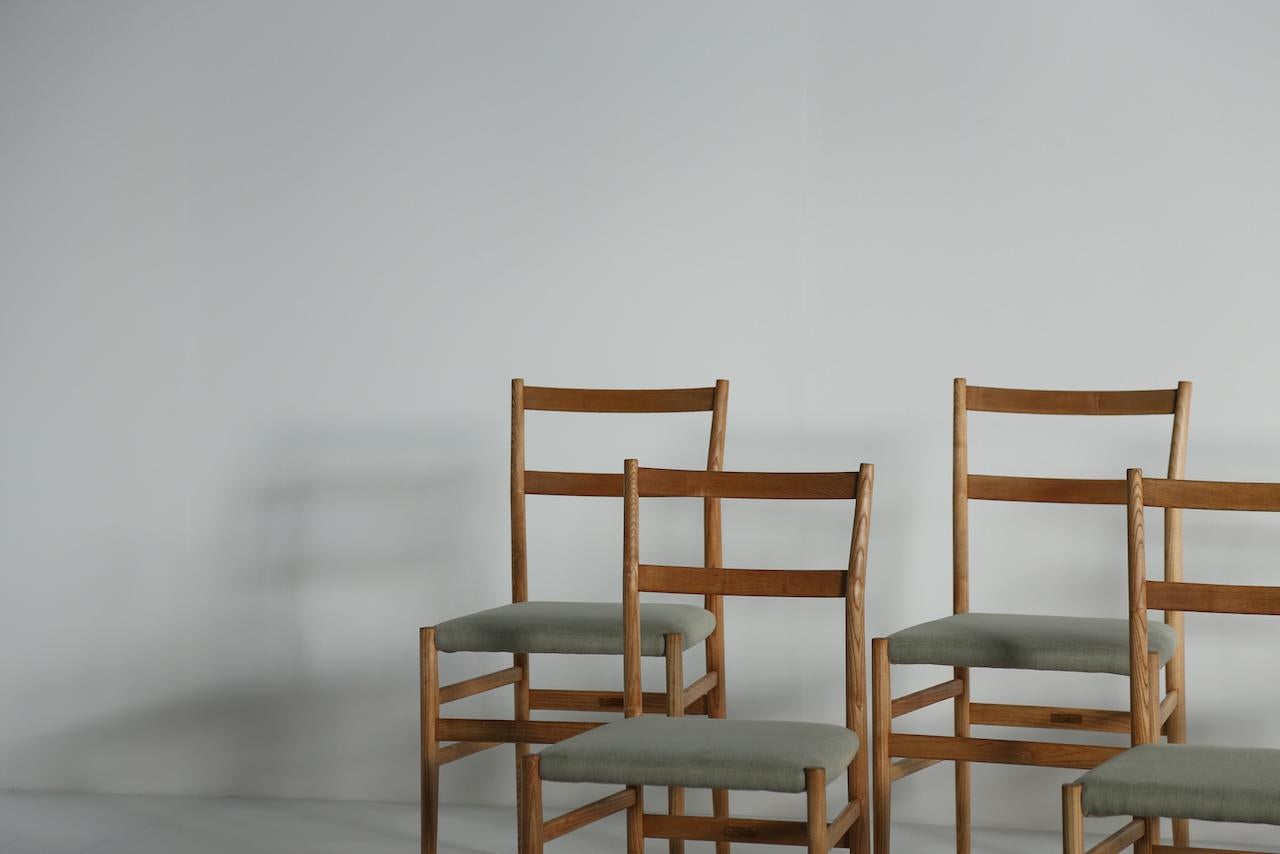 Juego de 8 sillas de comedor Gio Ponti Leggera Modelo 646 para Cassina, Italia, años 50 en venta 1