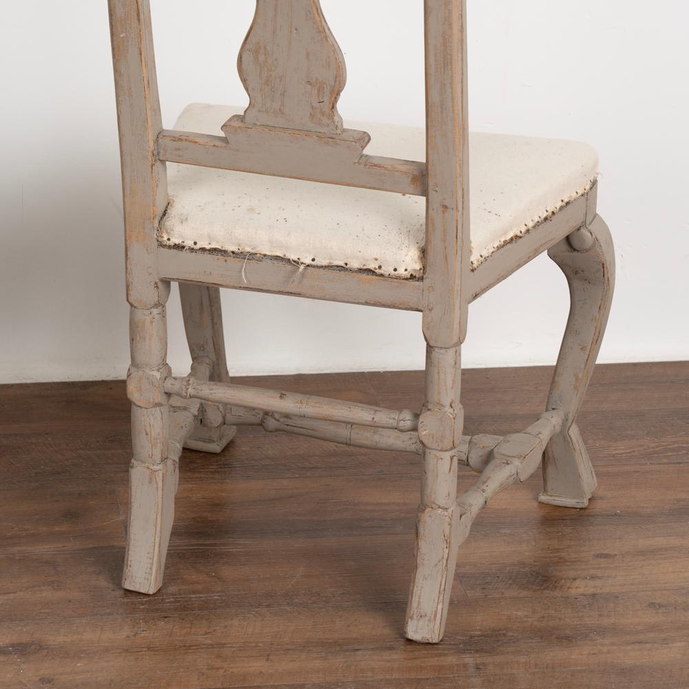 Set of 8 Gray Painted Baroque Side Dining Chairs, Sweden, circa 1800-1840 7