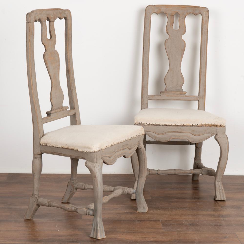 Swedish Set of 8 Gray Painted Baroque Side Dining Chairs, Sweden, circa 1800-1840