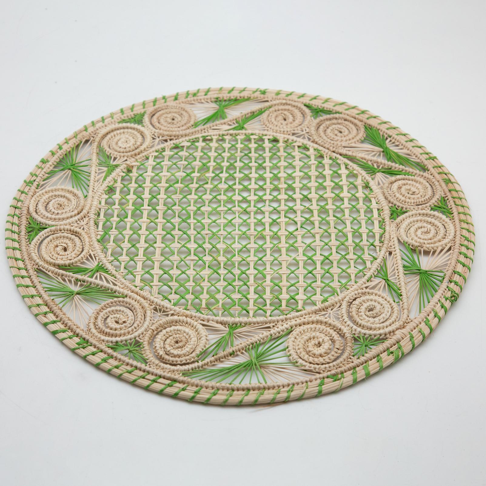 Handwoven Iraca fibre placemats made in Columbia. Set of 8.