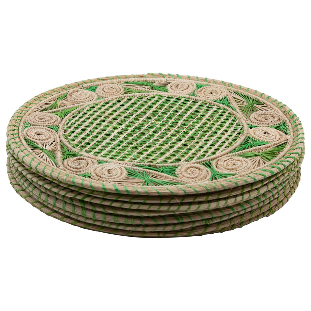 Set of 8 Green and Cream Round Iraca Fibre Placemats