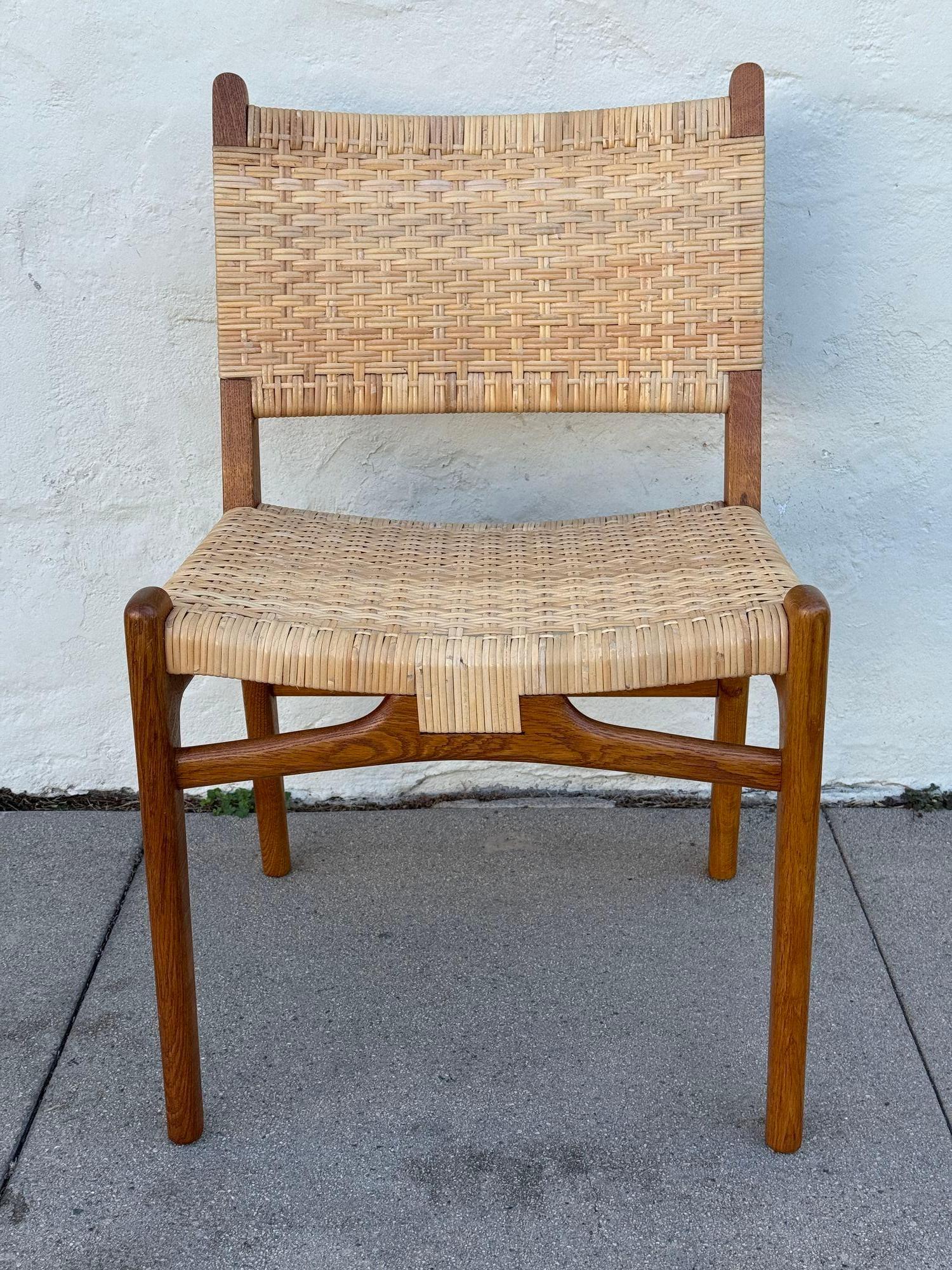 Set di 8 sedie da pranzo Hansen CH-31 disegnate nel 1956 e prodotte da Carl Hansen & Son. Firmato con marchio impresso a fuoco sulla barella.