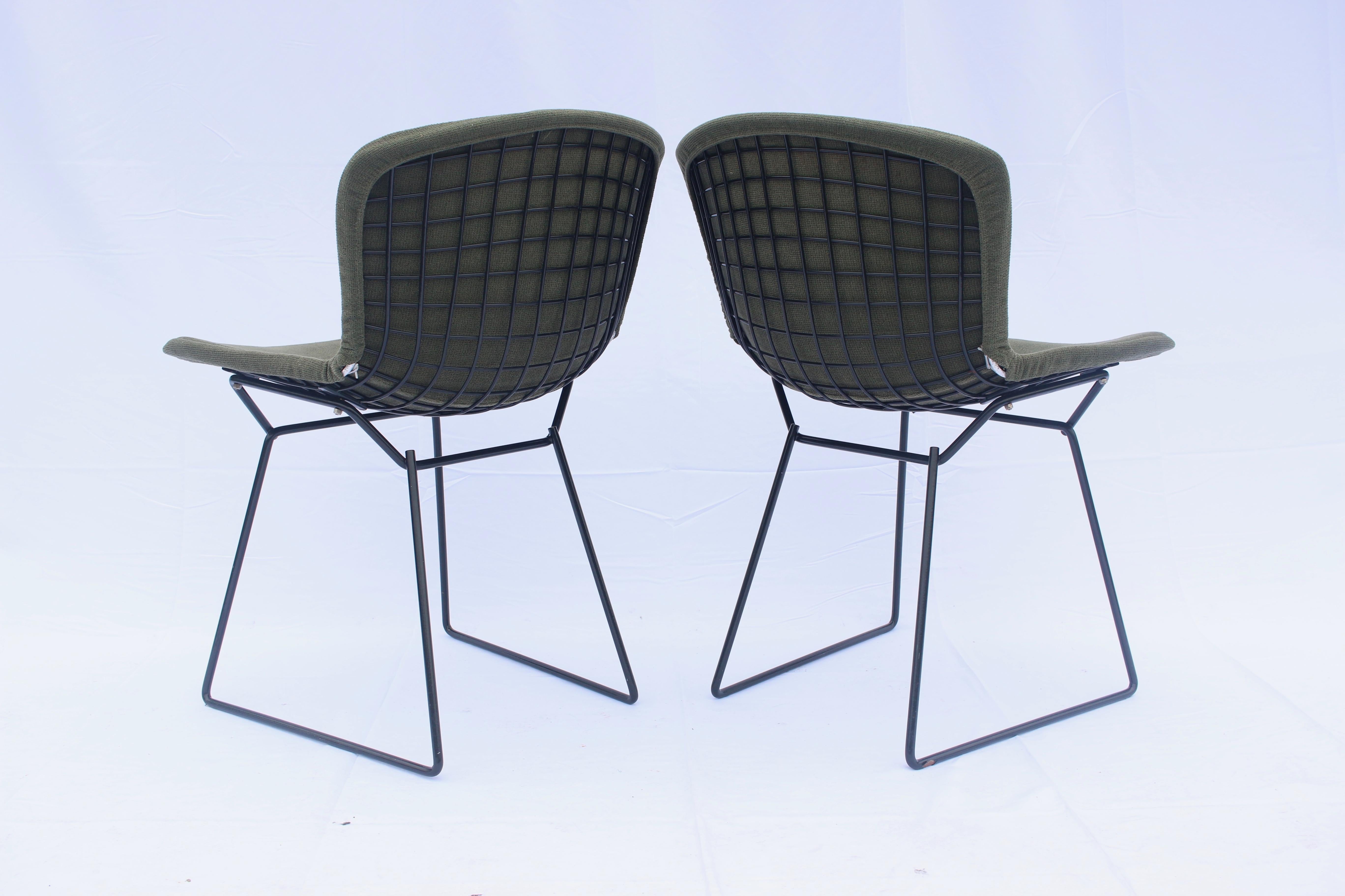 Set of 6 or 8 Harry Bertoia for Knoll Wire Chairs, 1960s-1970s In Good Condition In London, GB
