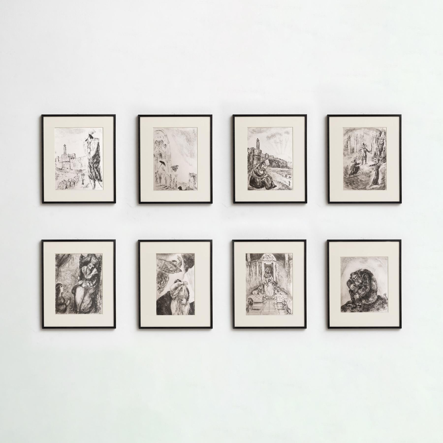 Presentamos un excepcional conjunto de 8 heliograbados en blanco y negro del emblemático Marc Chagall, cada uno de los cuales muestra su visión única y su dominio de los temas bíblicos con su célebre estilo onírico. Estos grabados pertenecen a la