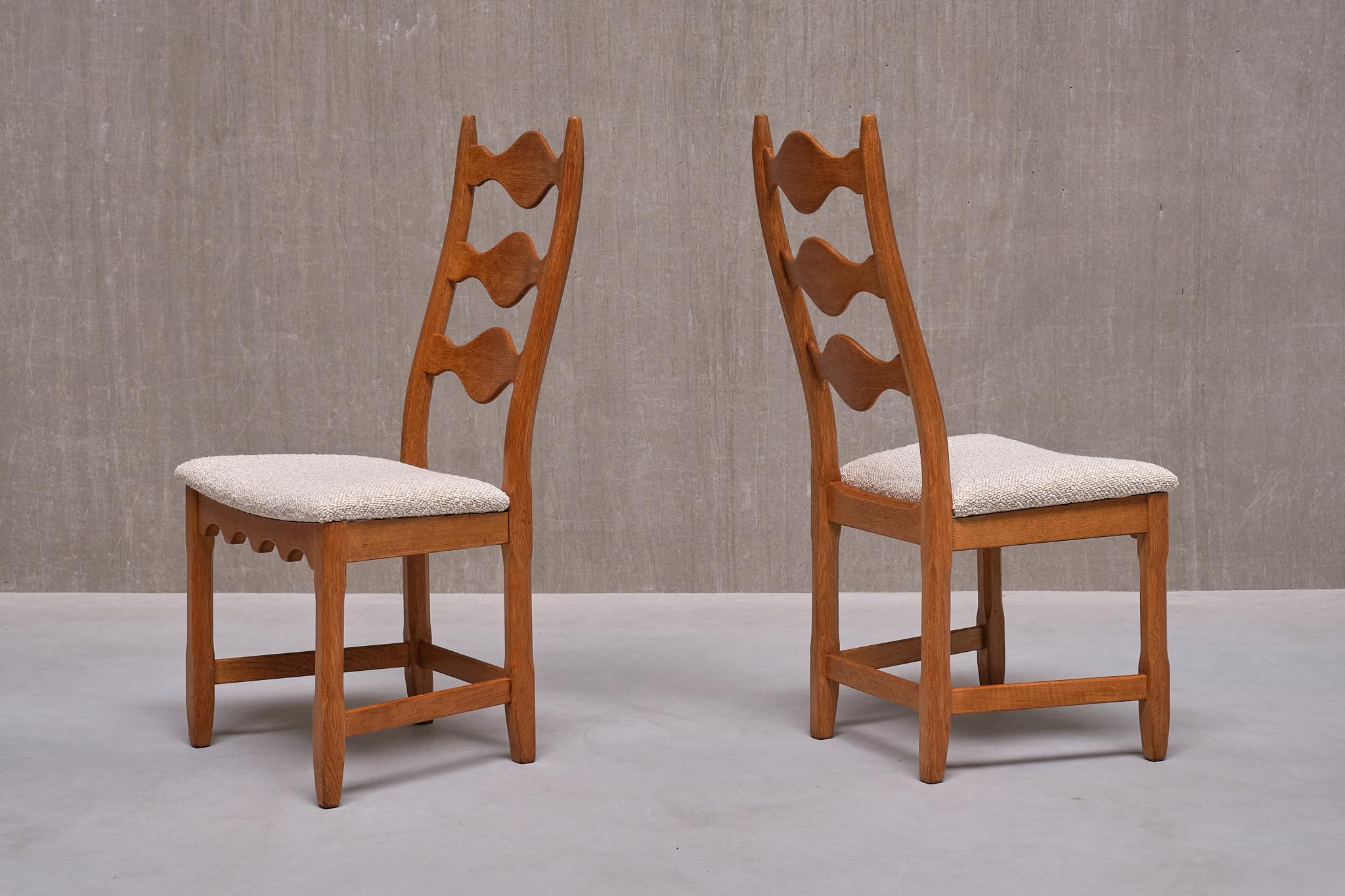 Danish Set of 8 Henning Kjærnulf Dining Chairs, Oak and Ivory Bouclé, Denmark, 1960s