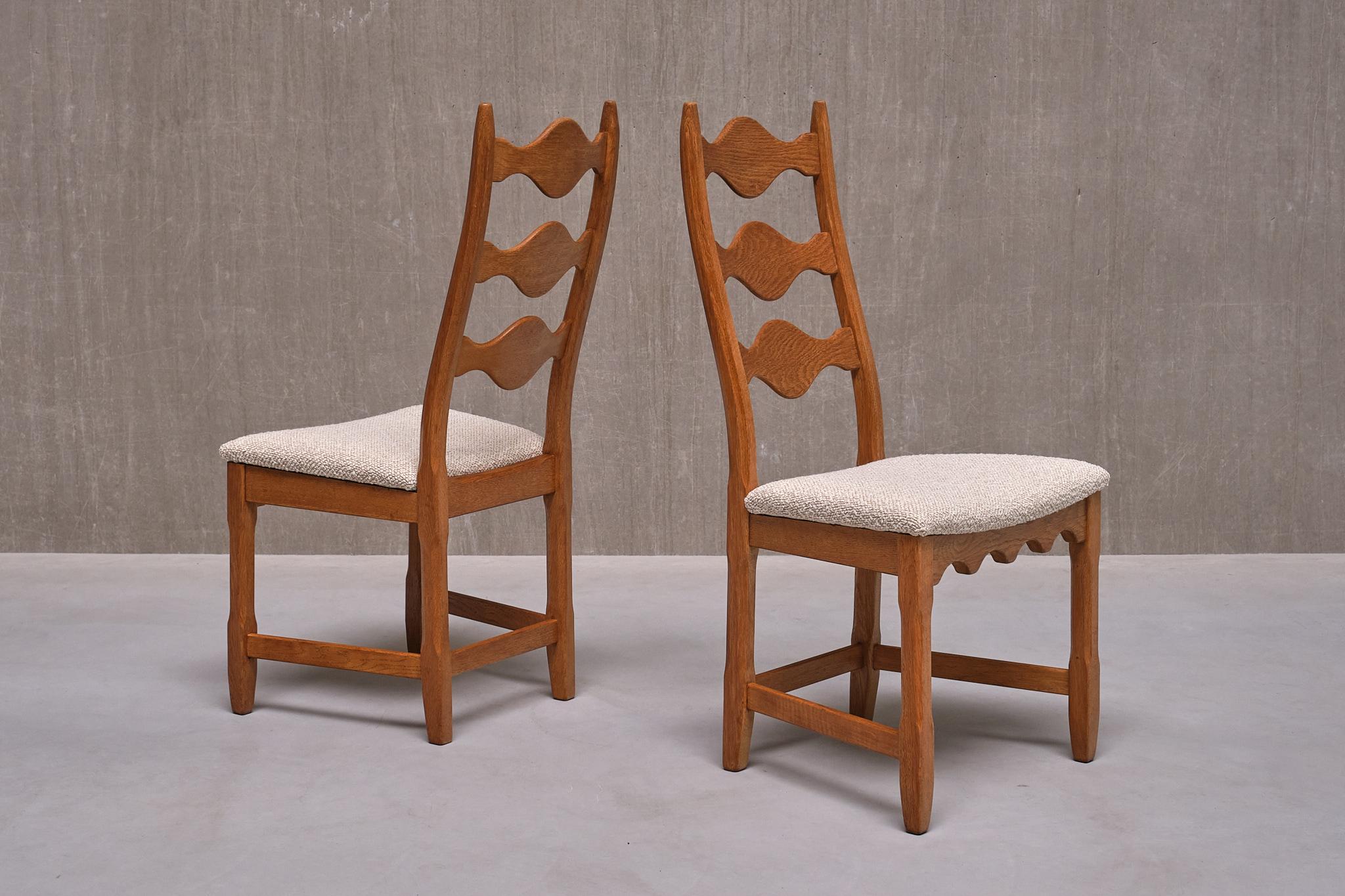 Set of 8 Henning Kjærnulf Dining Chairs, Oak and Ivory Bouclé, Denmark, 1960s In Good Condition In The Hague, NL