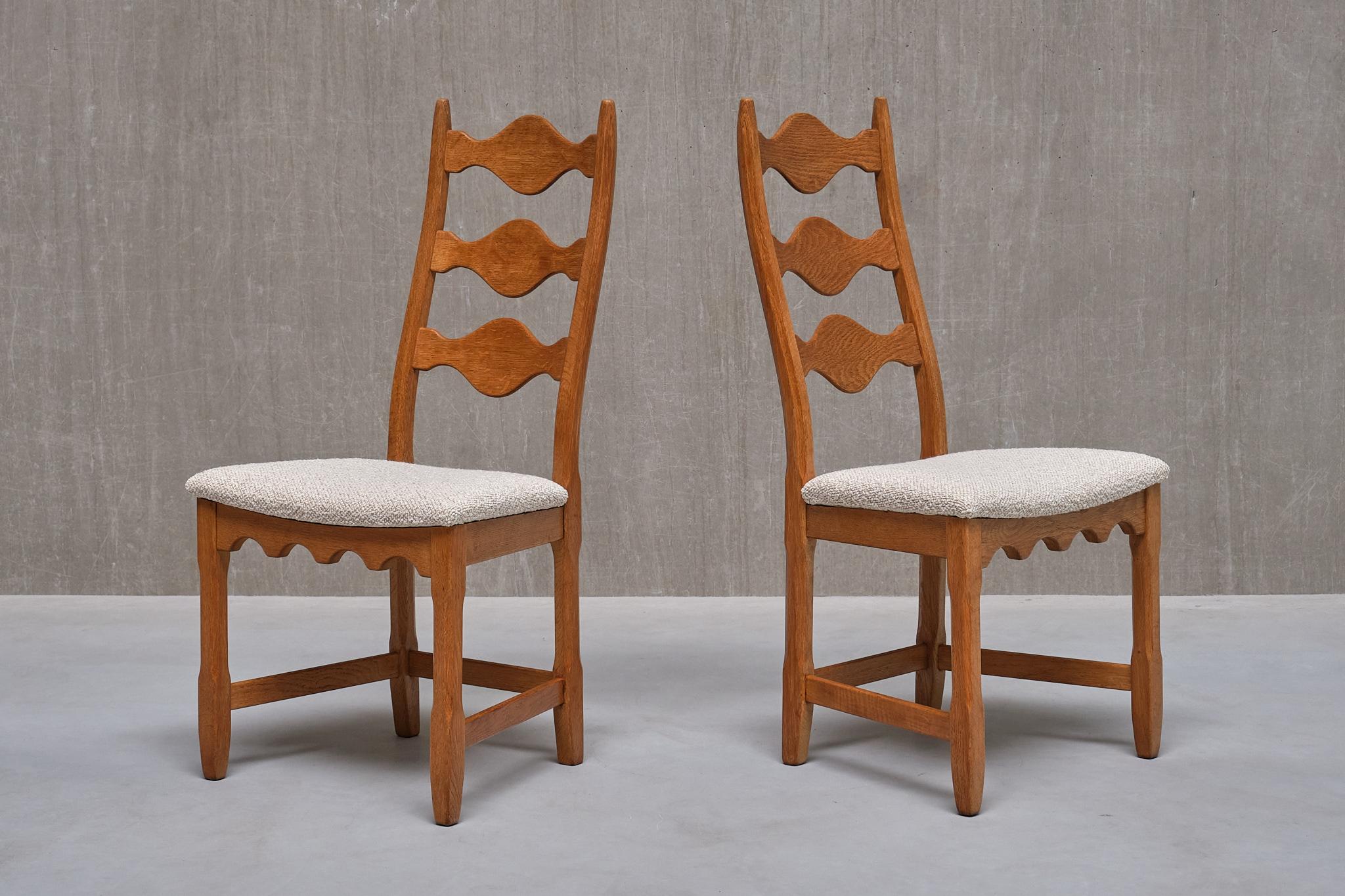 Mid-20th Century Set of 8 Henning Kjærnulf Dining Chairs, Oak and Ivory Bouclé, Denmark, 1960s