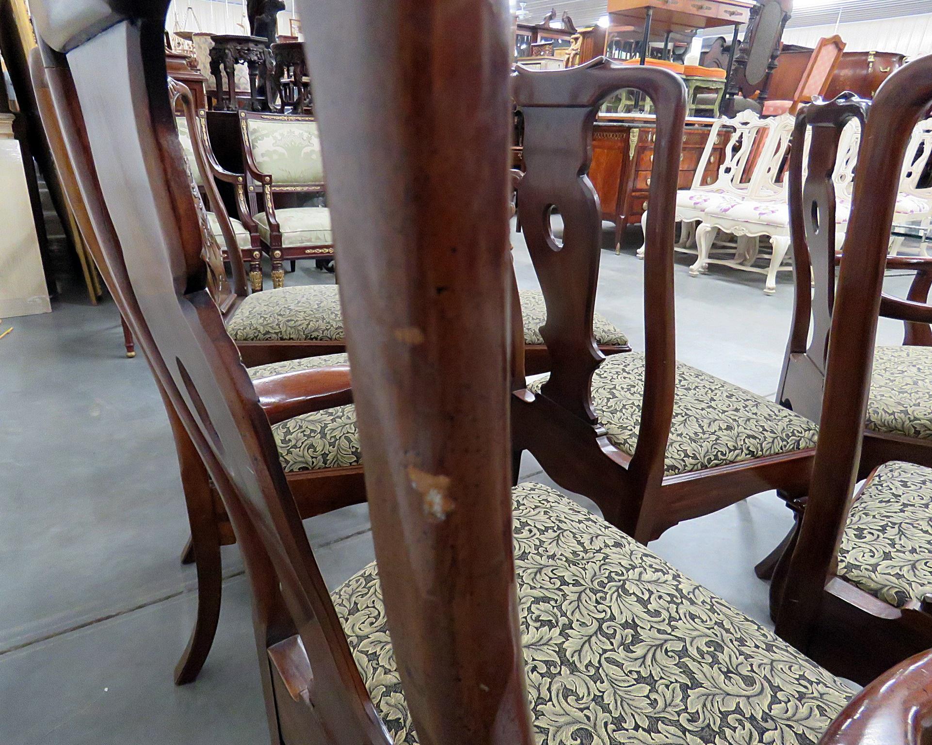 Set of 8 Henredon Georgian Style Dining Chairs In Good Condition For Sale In Swedesboro, NJ