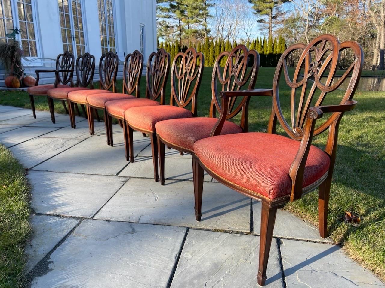 Acajou Ensemble de 8 chaises de salle à manger anglaises de style Hepplewhite en vente