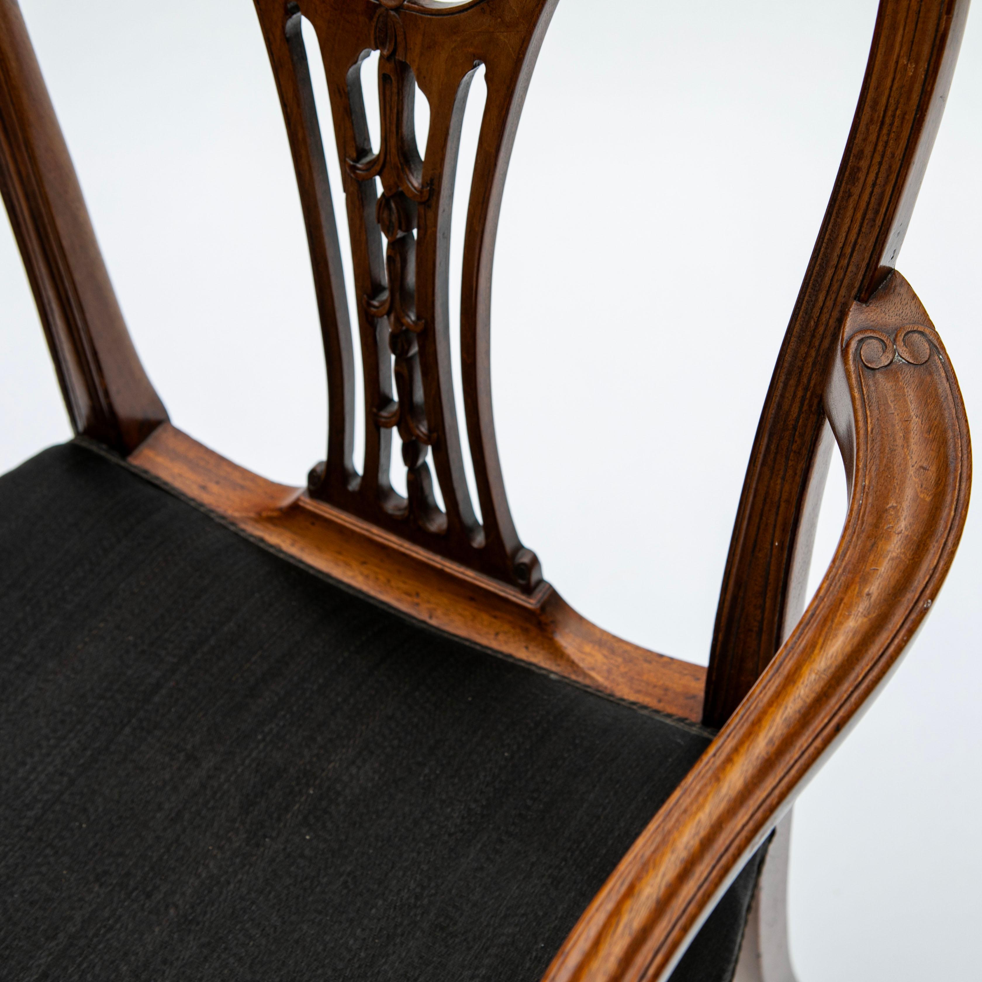 Set of 8 Hepplewhite Mahogany Dining Chairs, George III Style, England 12