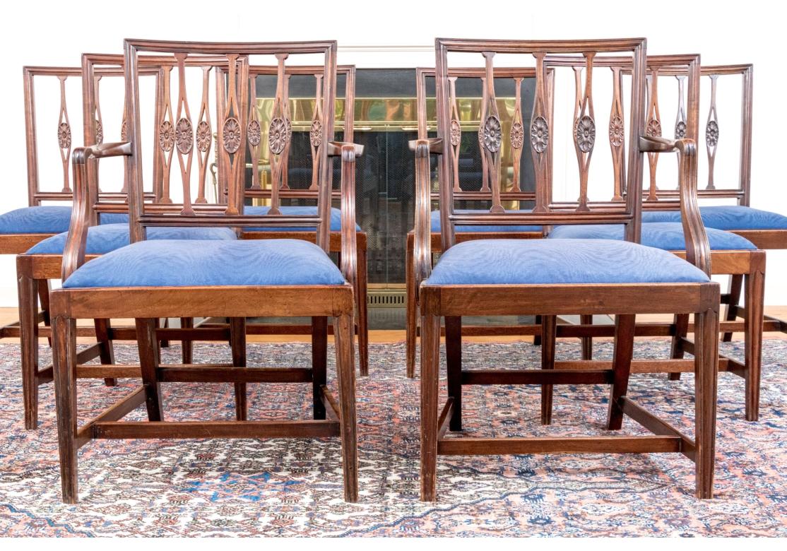Set di 8 sedie da pranzo in mogano in stile Hepplewhite in vendita 5