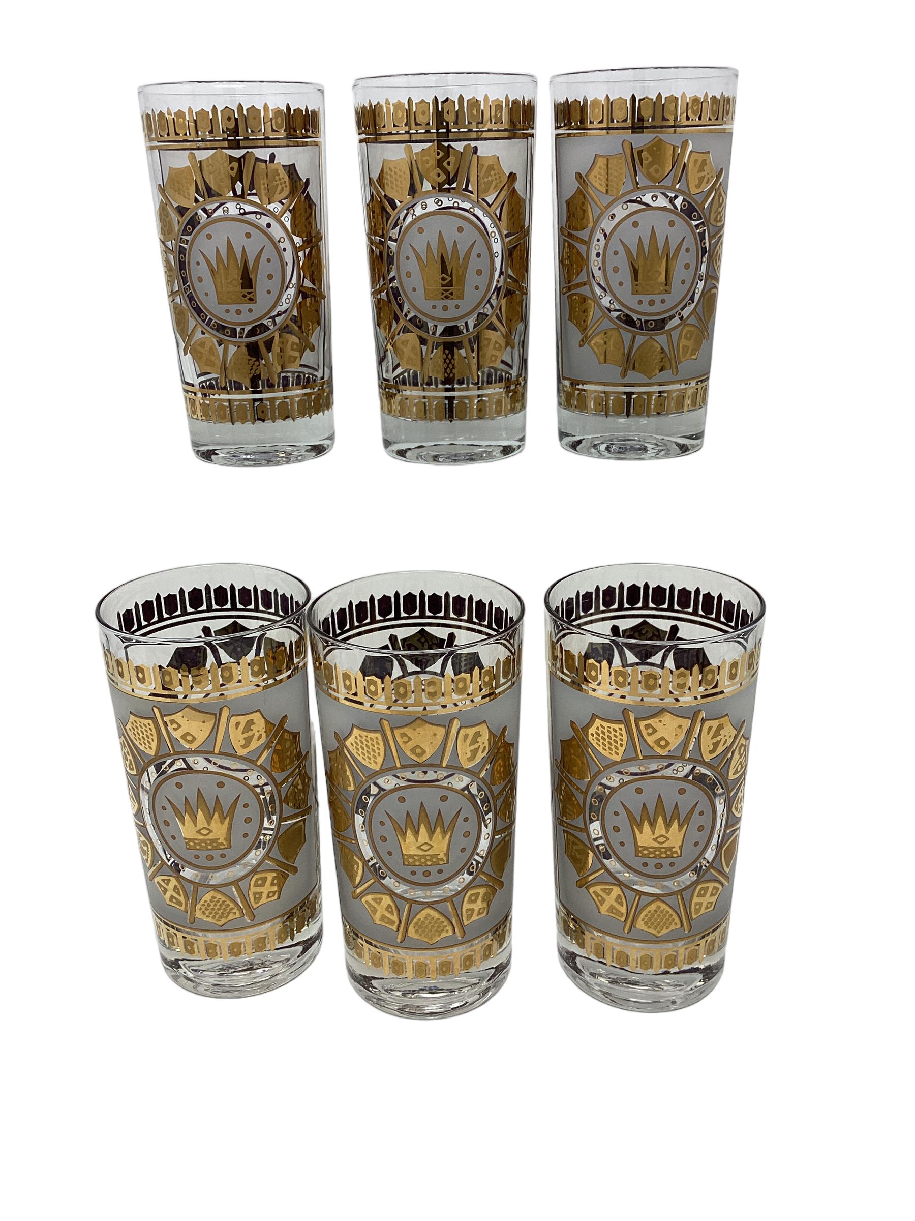 Set of 6 Highball Glasses with Crowns and Shields Decoration. In Good Condition For Sale In Chapel Hill, NC