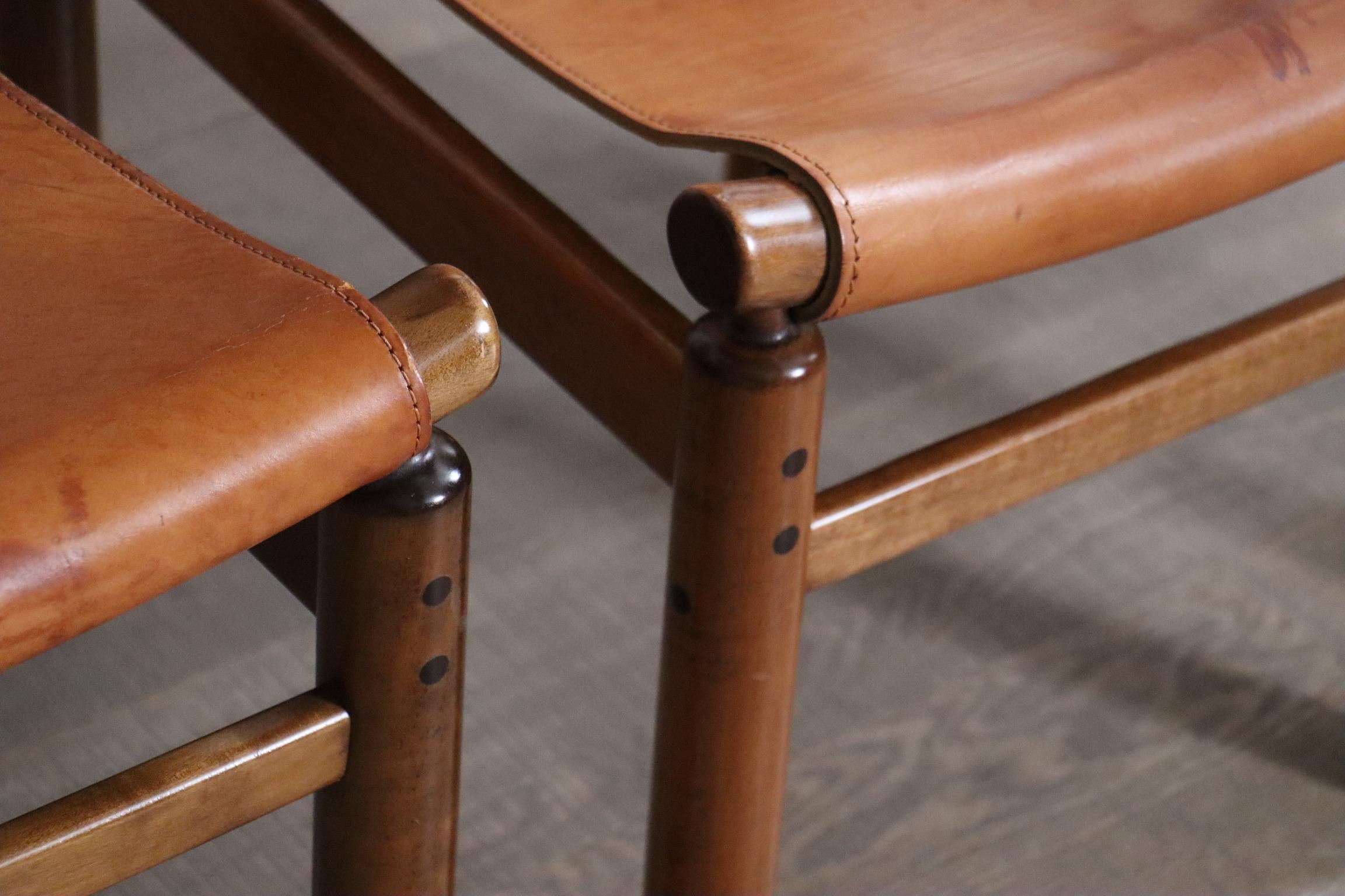 Satz von 8 Ilmari Tapiovaara Esszimmerstühlen für La Permanente Mobili Cantù, 1960er Jahre im Zustand „Gut“ im Angebot in ABCOUDE, UT