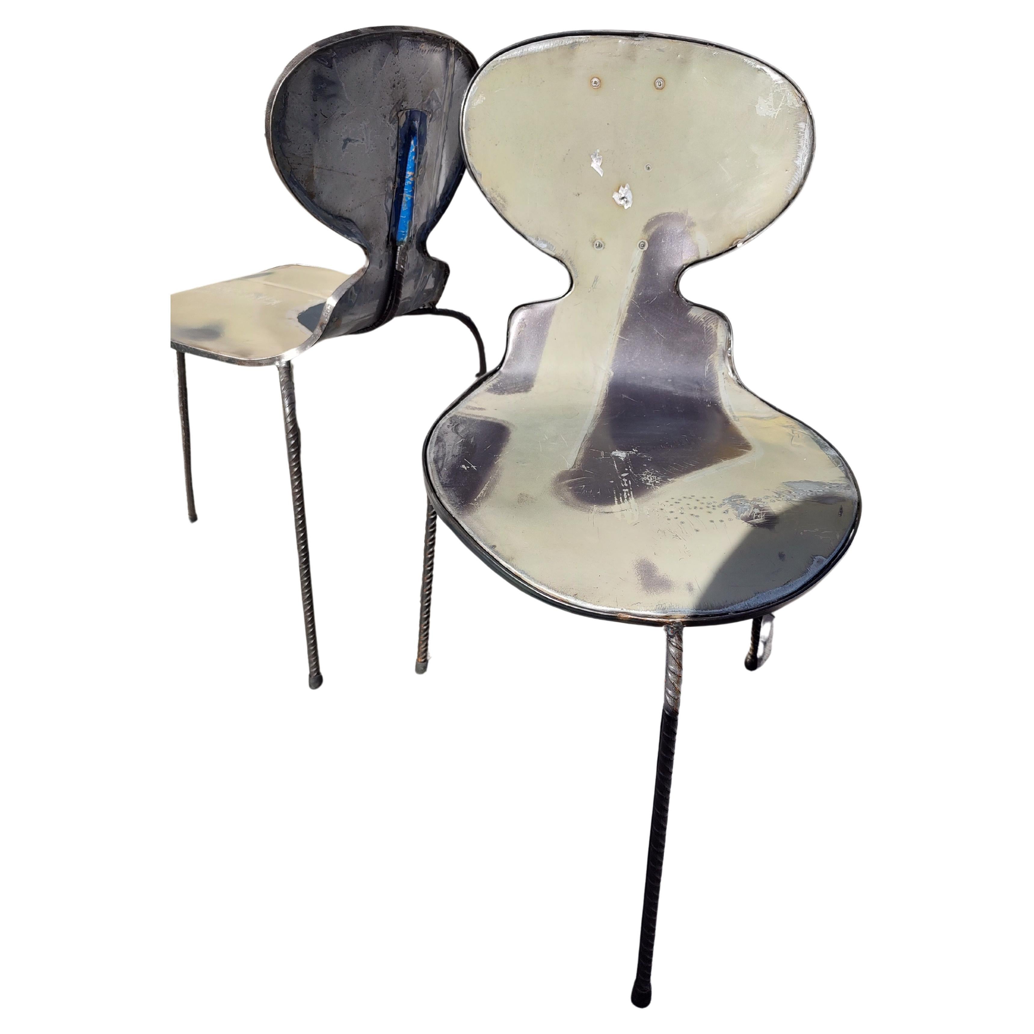 Ensemble de 8 chaises de salle à manger sculpturales en métal de style industriel par PO! Paris C1990 en vente 1