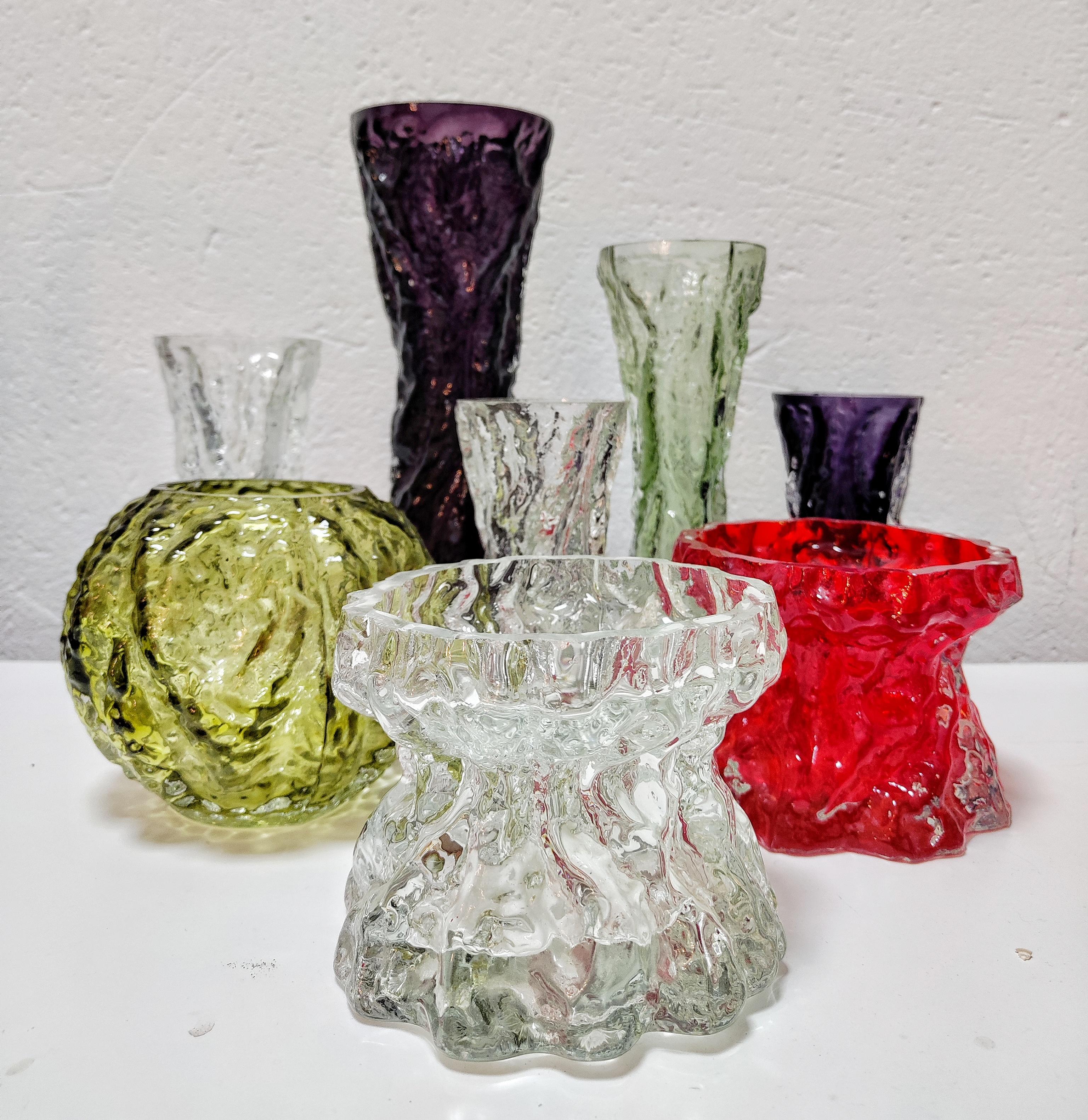 Set di 8 vasi di corteccia d'albero in vetro Ingrid di diverse forme, dimensioni e colori in vendita 1