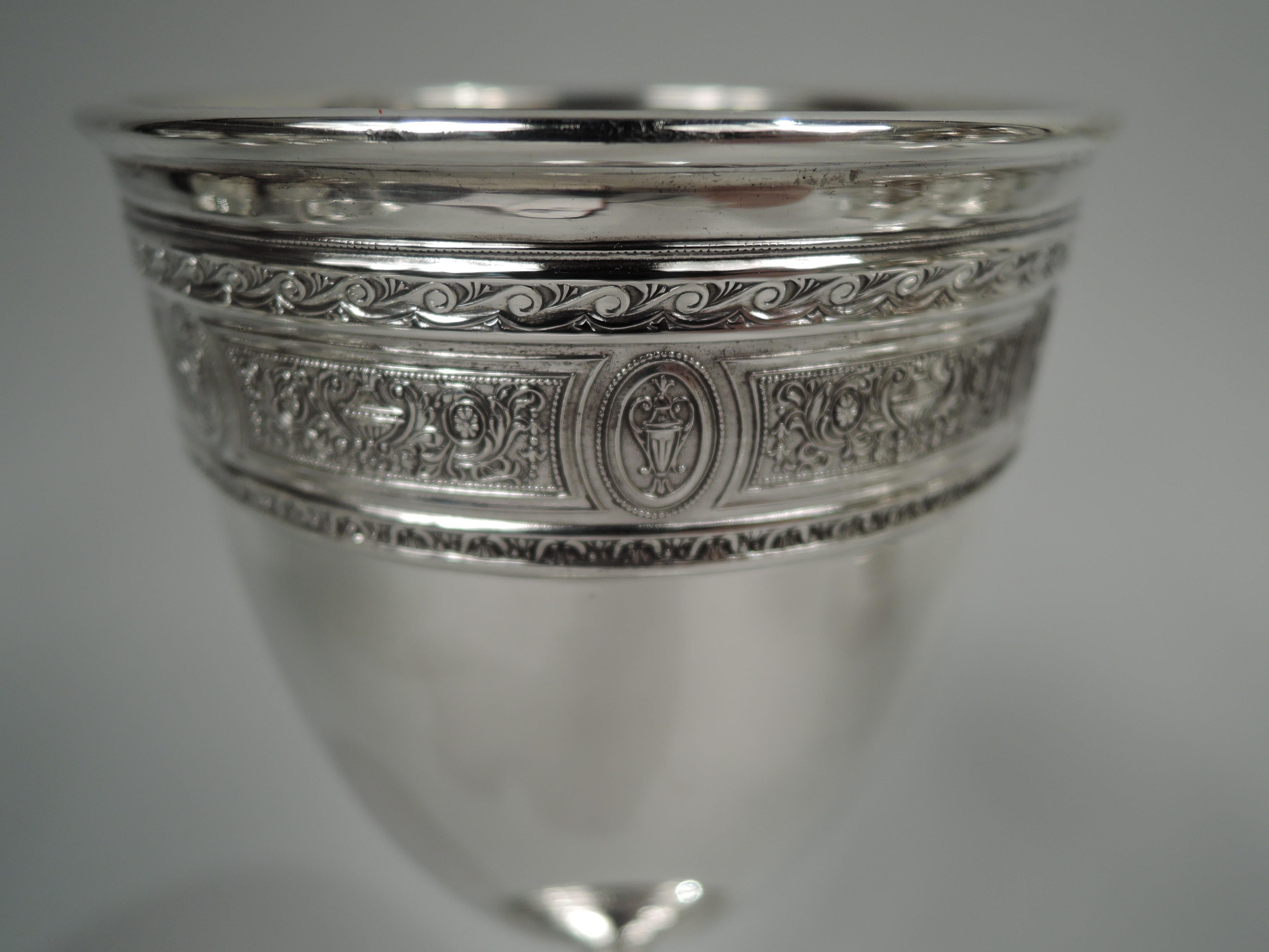 Set of 8 International Wedgwood Sterling Silver Goblets In Good Condition For Sale In New York, NY