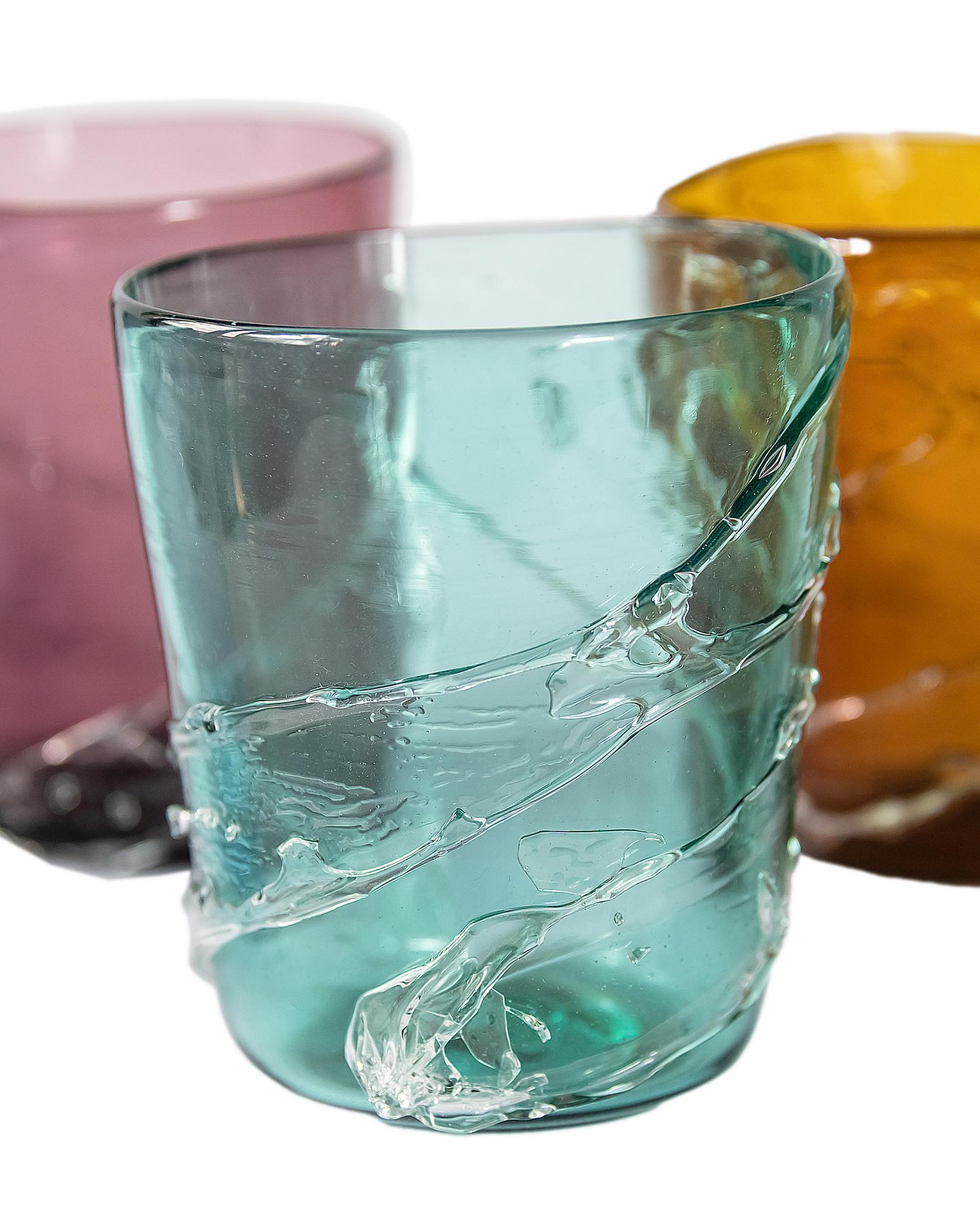 Set von 8 italienischen handgefertigten Muranoglasgläsern (Handgefertigt) im Angebot