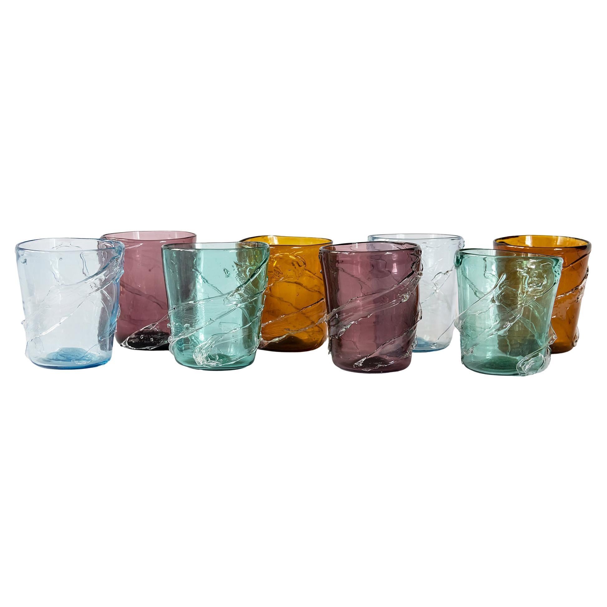 Set von 8 italienischen handgefertigten Muranoglasgläsern