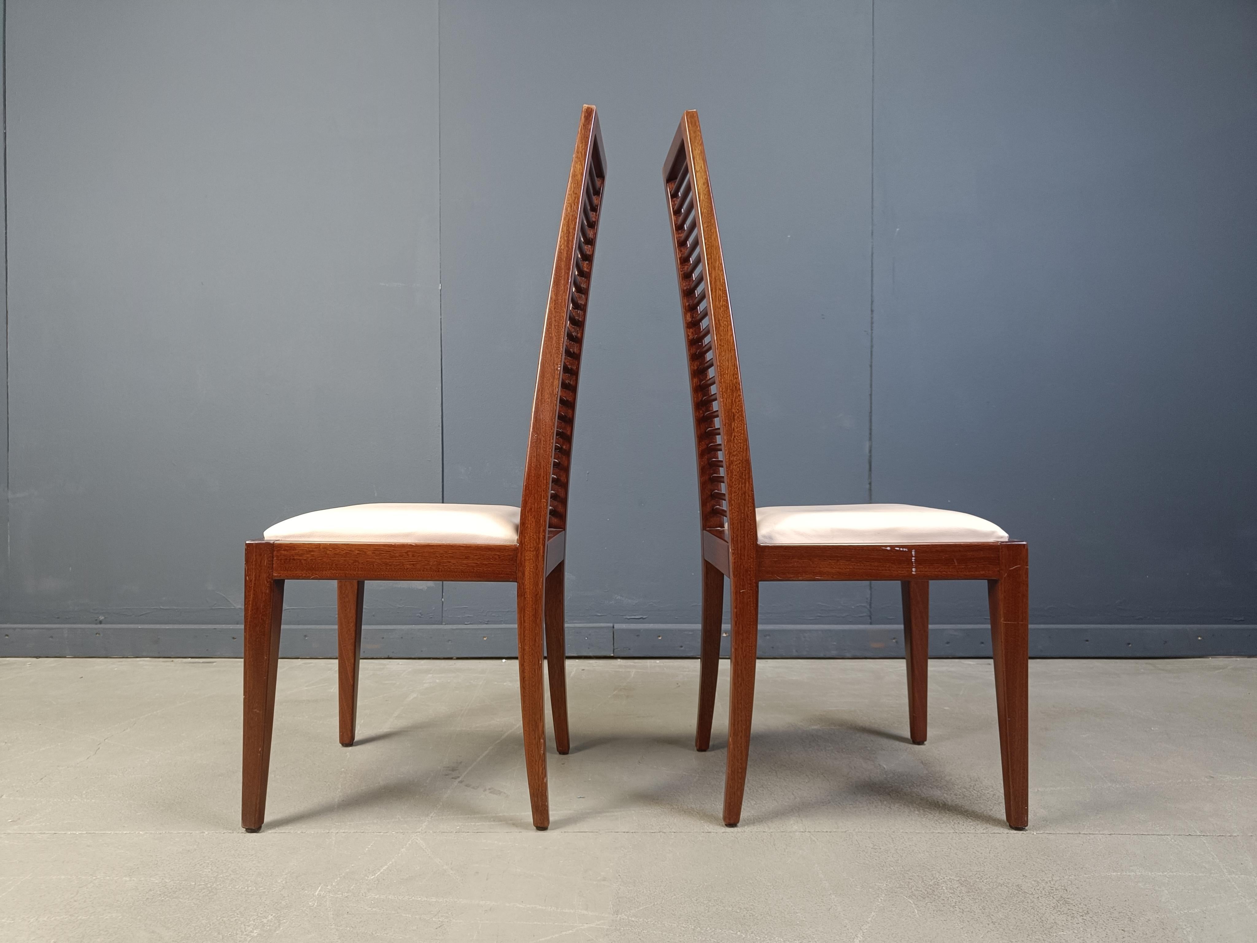 Set of 8 Italian high back dining chairs, 1980s For Sale 4