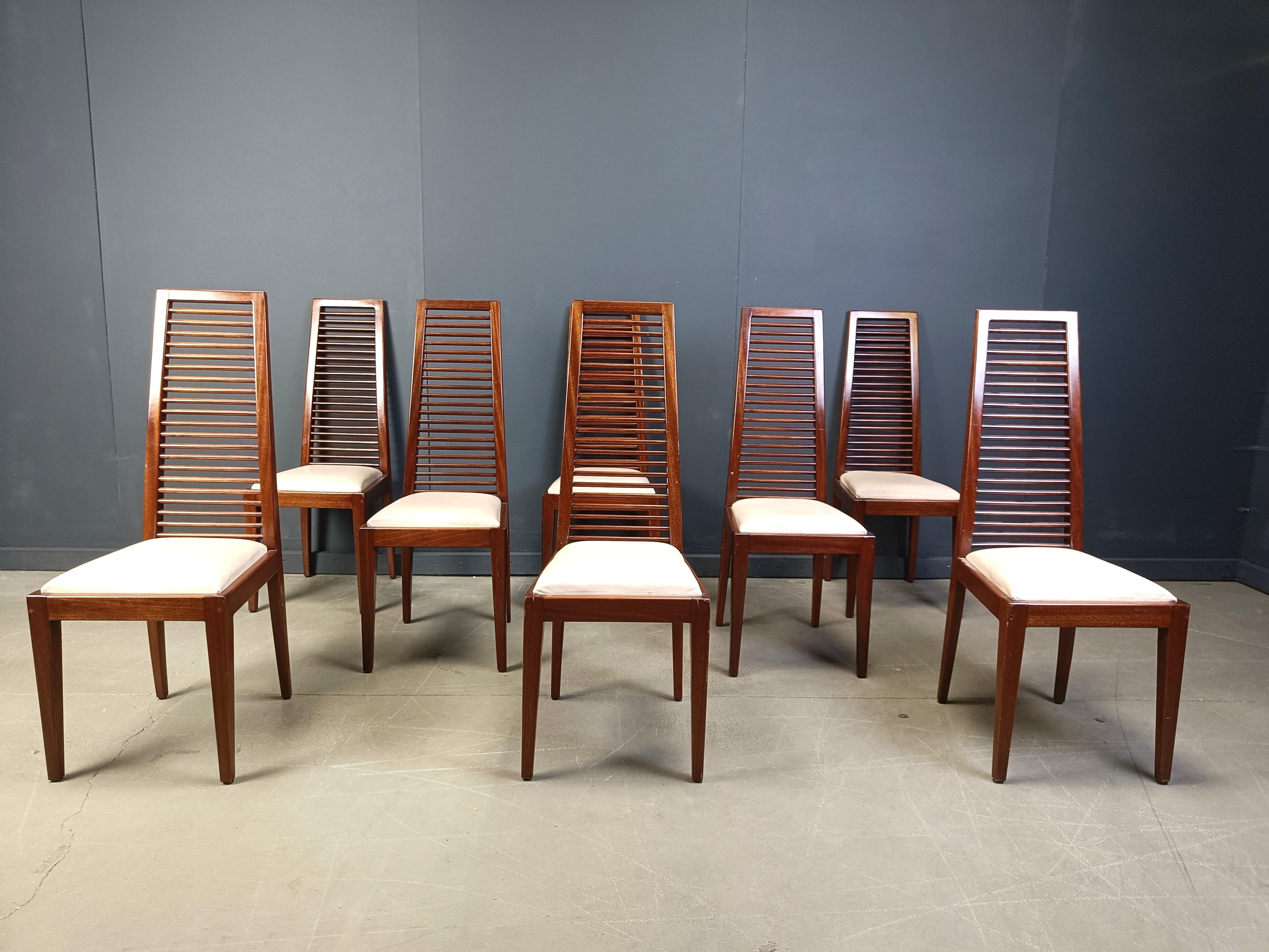Late 20th Century Set of 8 Italian high back dining chairs, 1980s For Sale