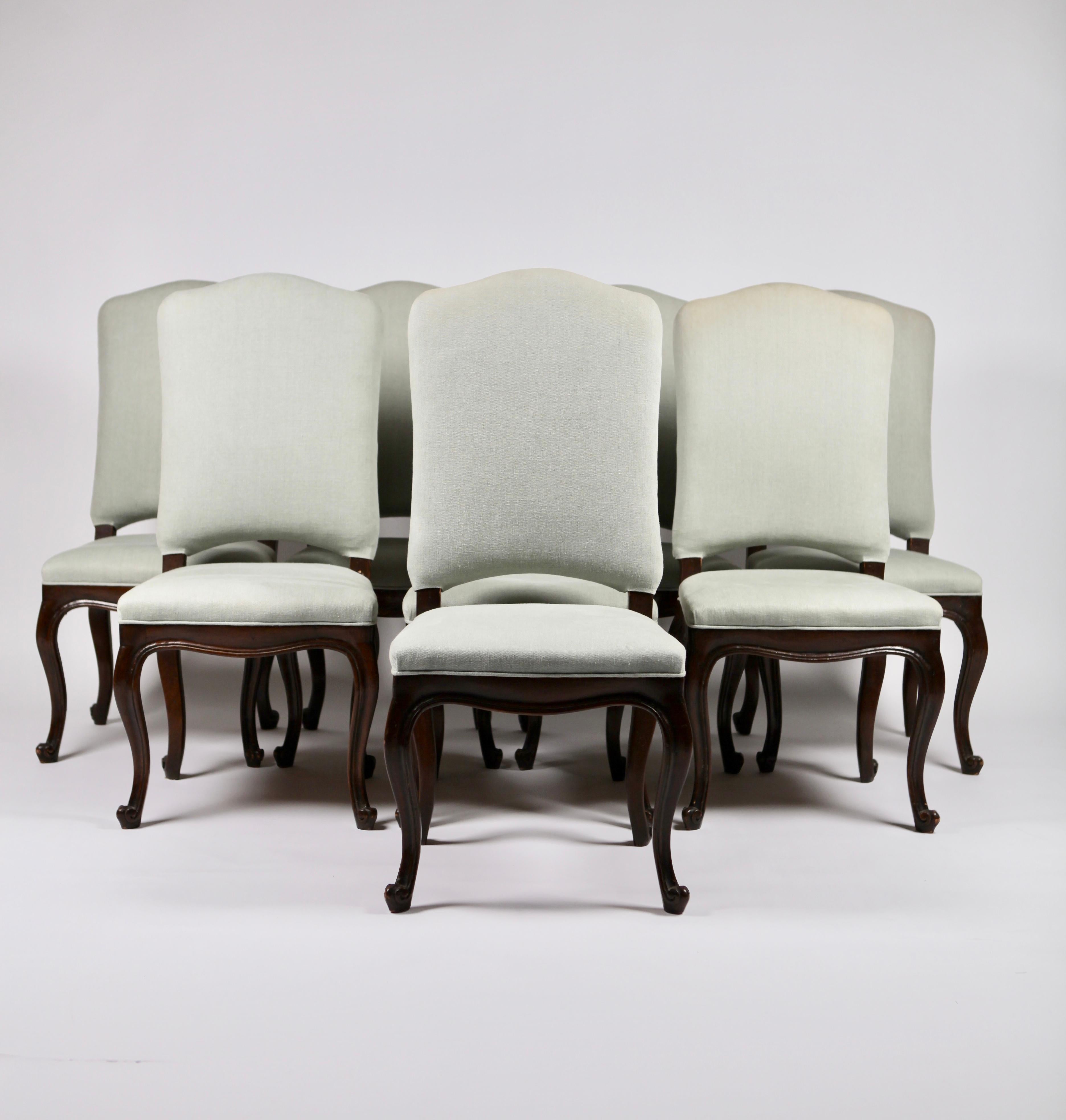 Linen Set of 8 Italian Louis XV Style Dining Chairs, 19th Century