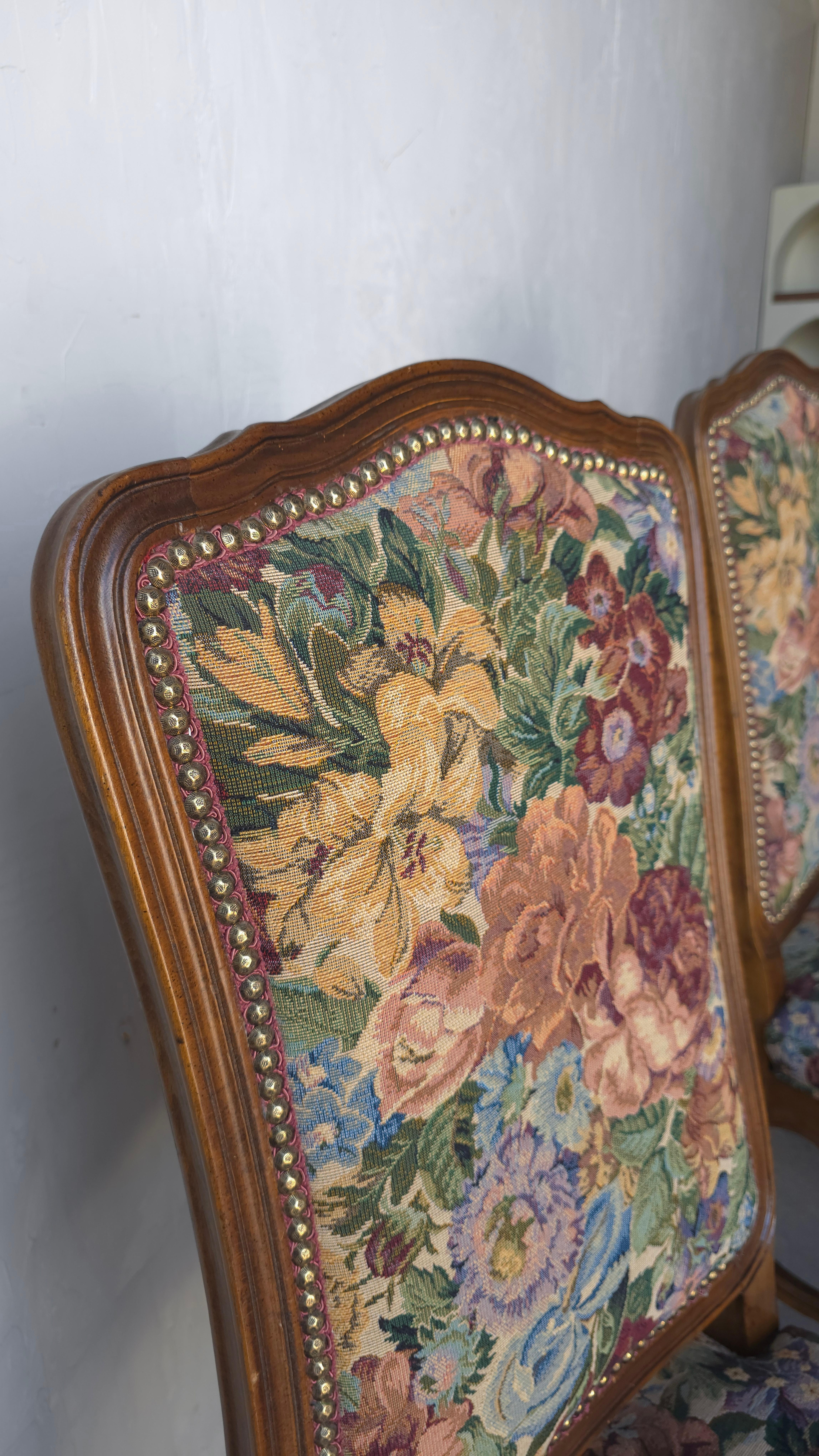 20th Century Set of 8 Italian Louis XV Style Tapestry Dining Chairs For Sale