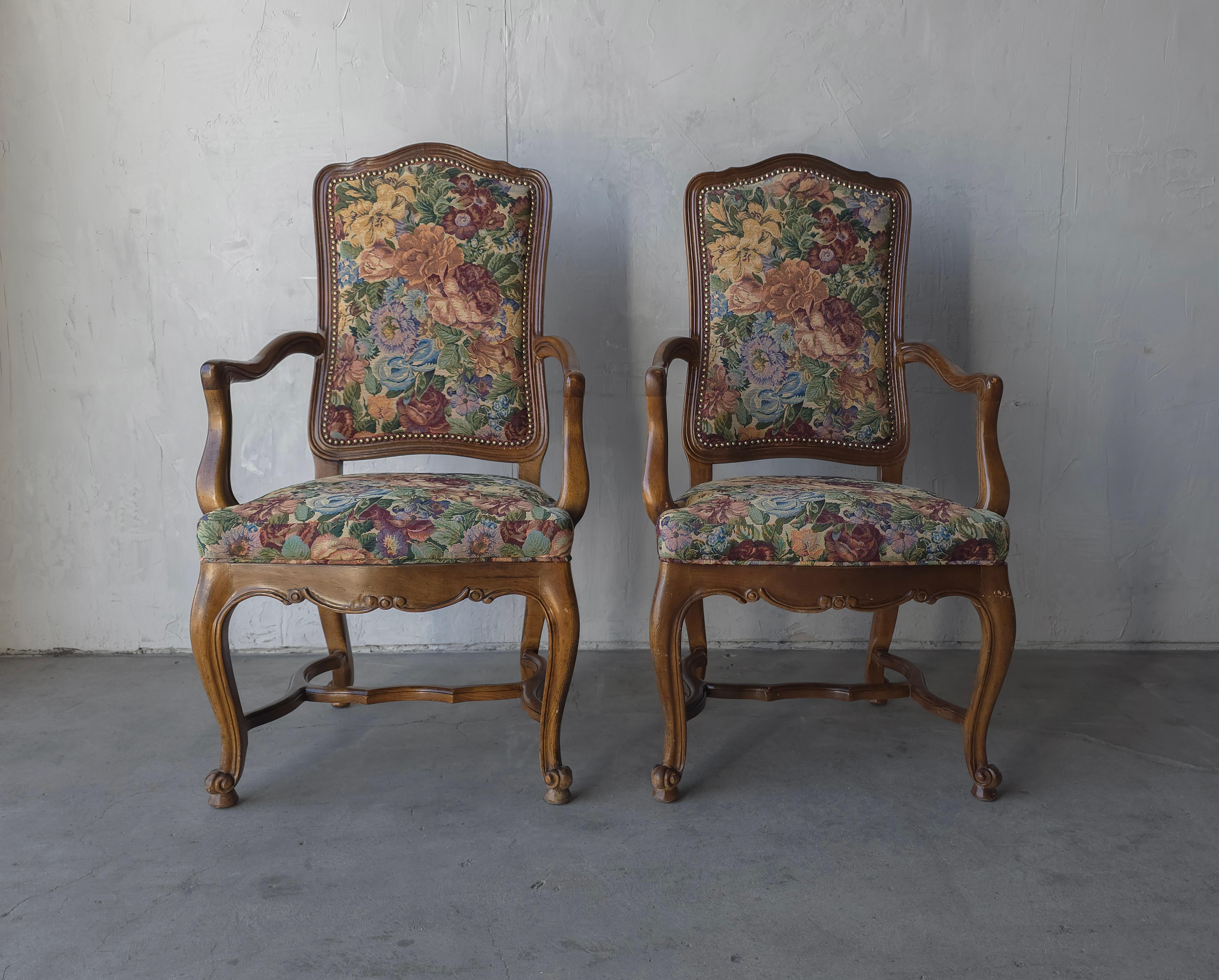 Set of 8 Italian Louis XV Style Tapestry Dining Chairs For Sale 4