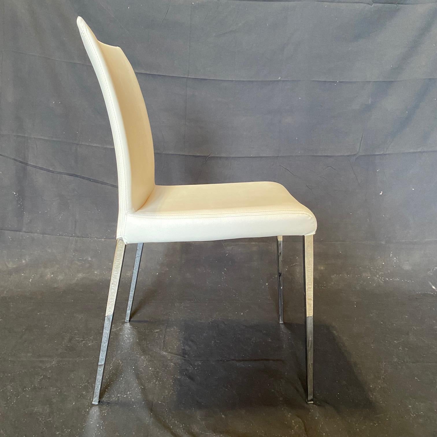 Set of 8 Italian Post Modern White Leather Dining Chairs by Cattelan Italia In Good Condition For Sale In Hopewell, NJ