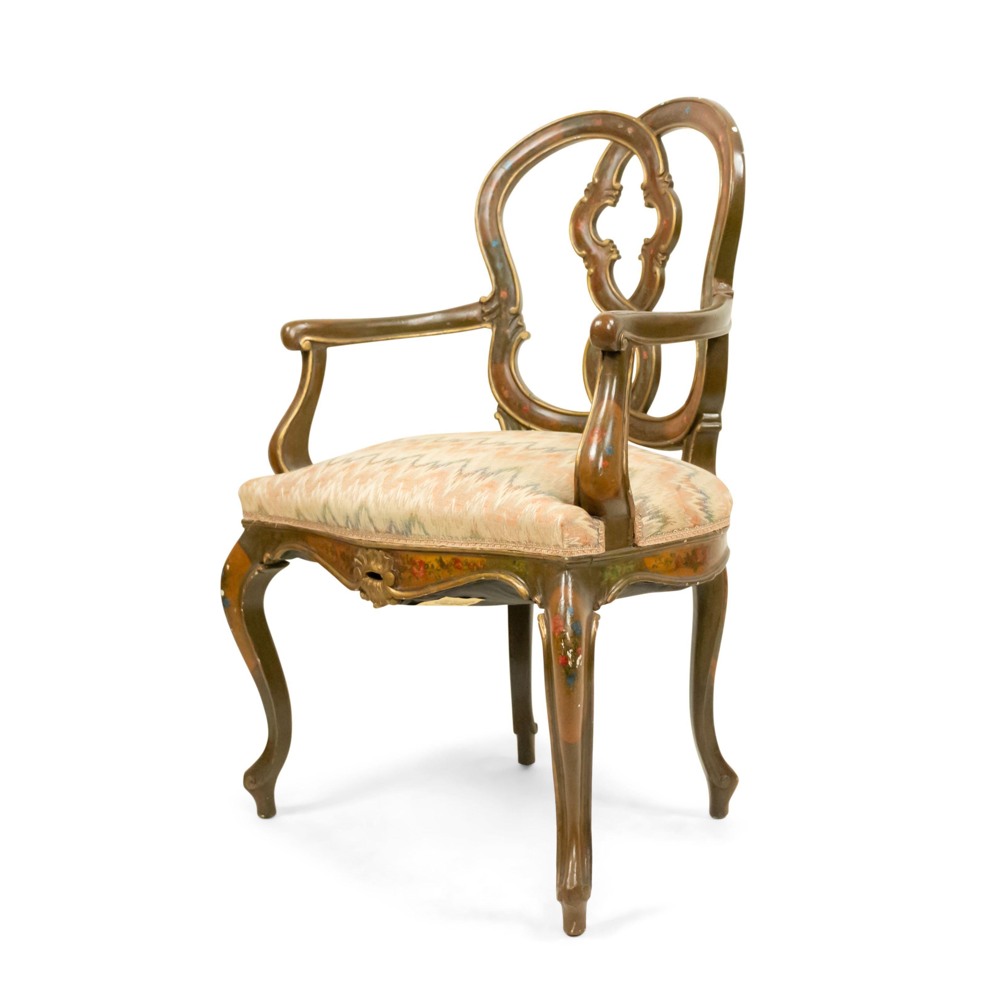 Set von 8 italienischen venezianischen Stühlen mit Blumendekoration (Italienisch) im Angebot