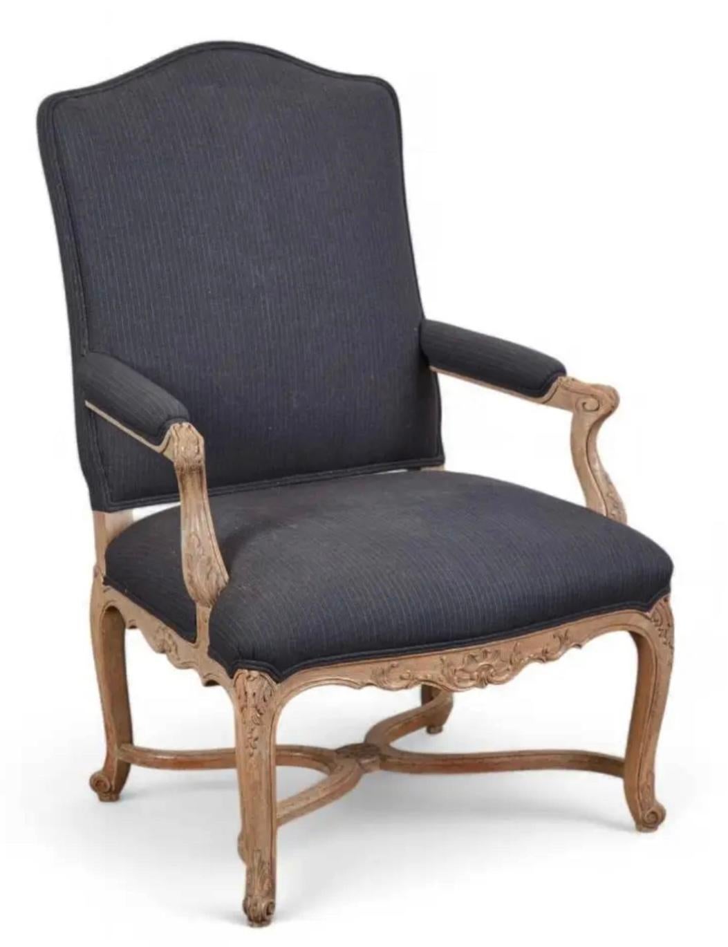 Set of 8 J. Robert Scott Regency Style Gray Flannel Fauteuil Dining Chairs (Louis XV.) im Angebot