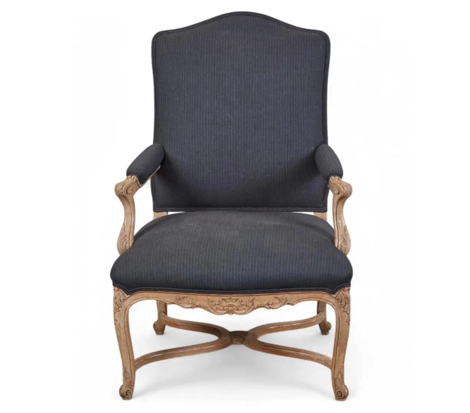 Set of 8 J. Robert Scott Regency Style Gray Flannel Fauteuil Dining Chairs (amerikanisch) im Angebot