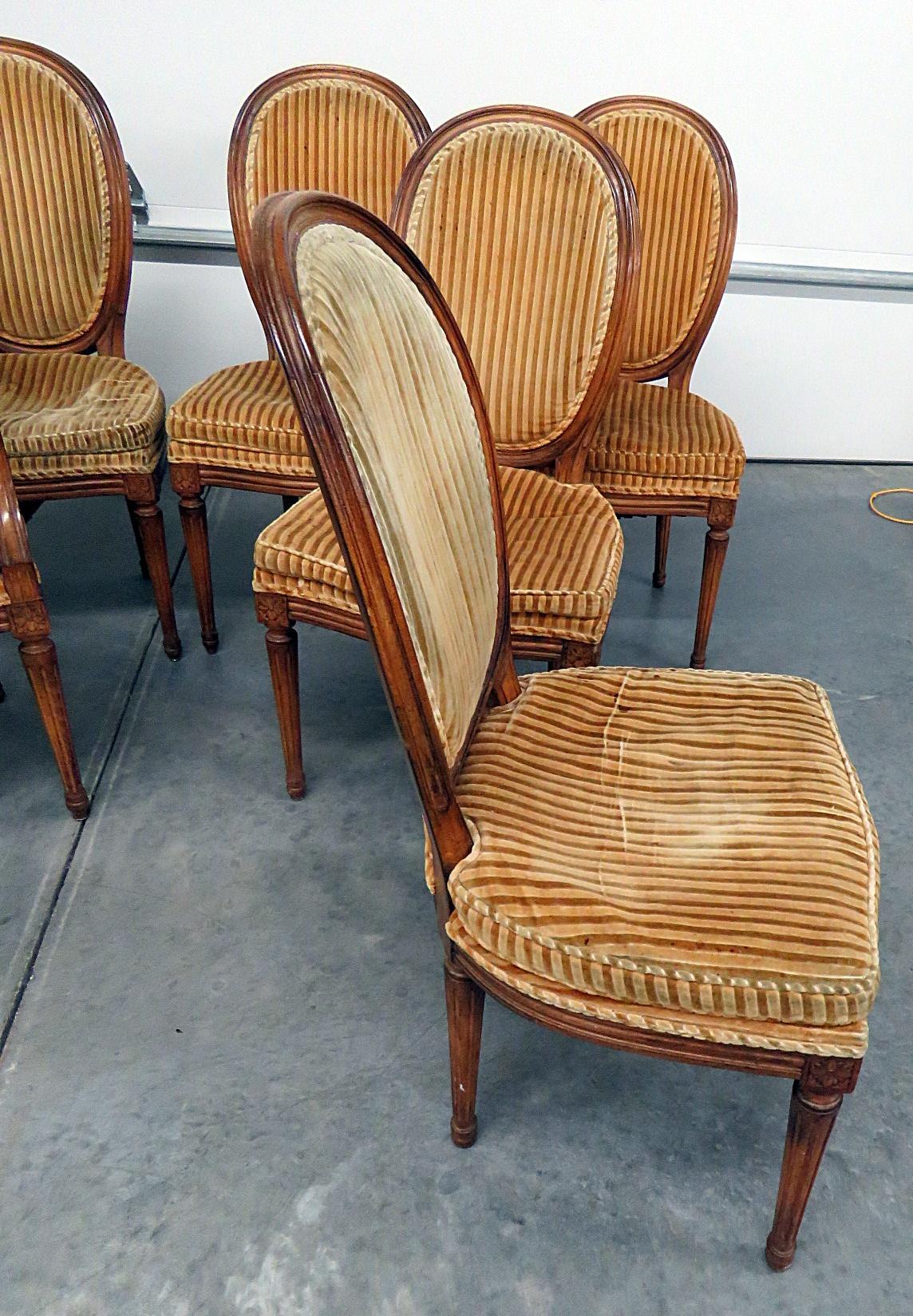 Set of 8 Jansen Style Dining Chairs (Louis XVI.)