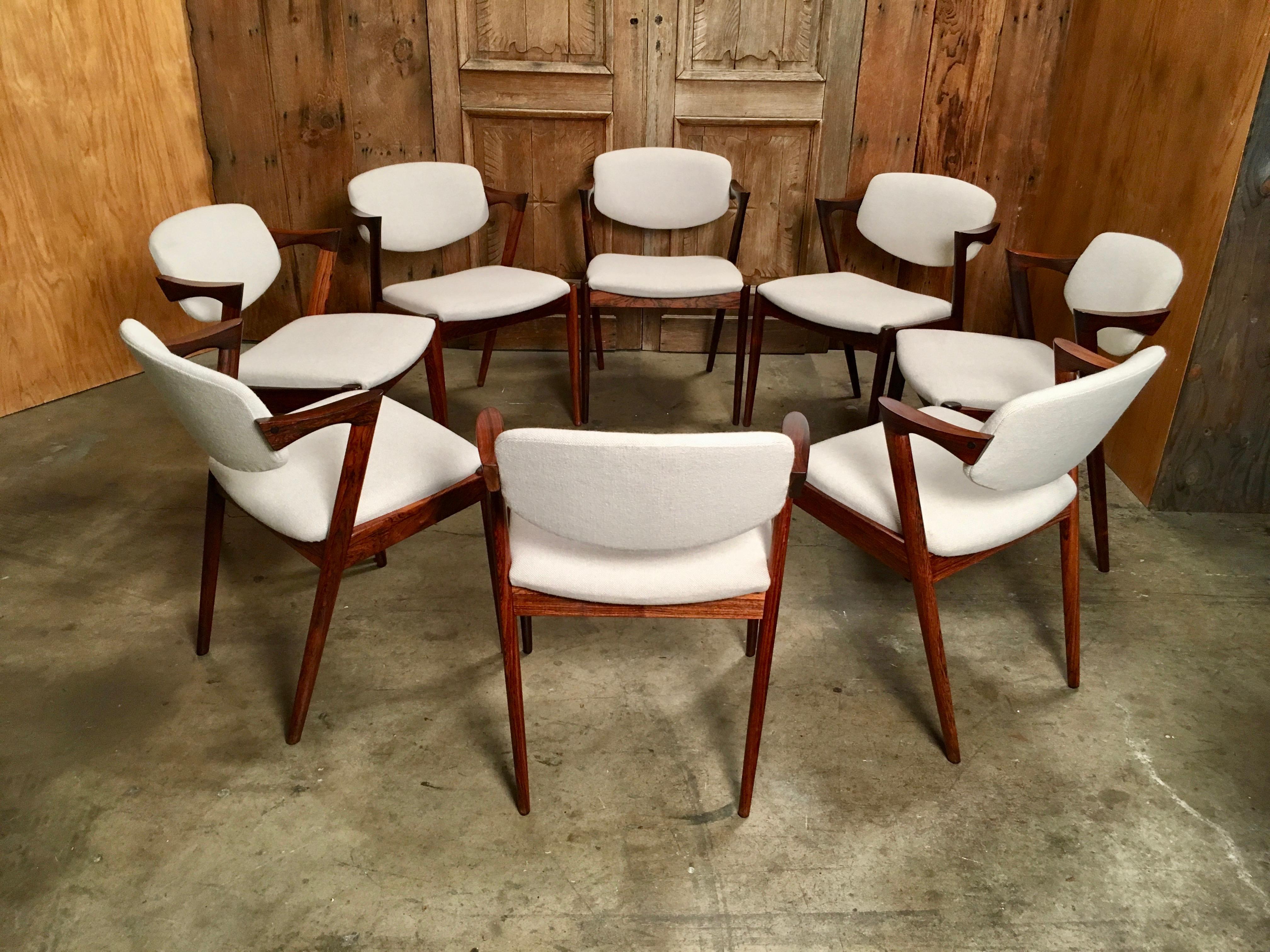 Mid-Century Modern Set of 8 Kai Kristiansen Model 42 Dining Chairs in Rosewood
