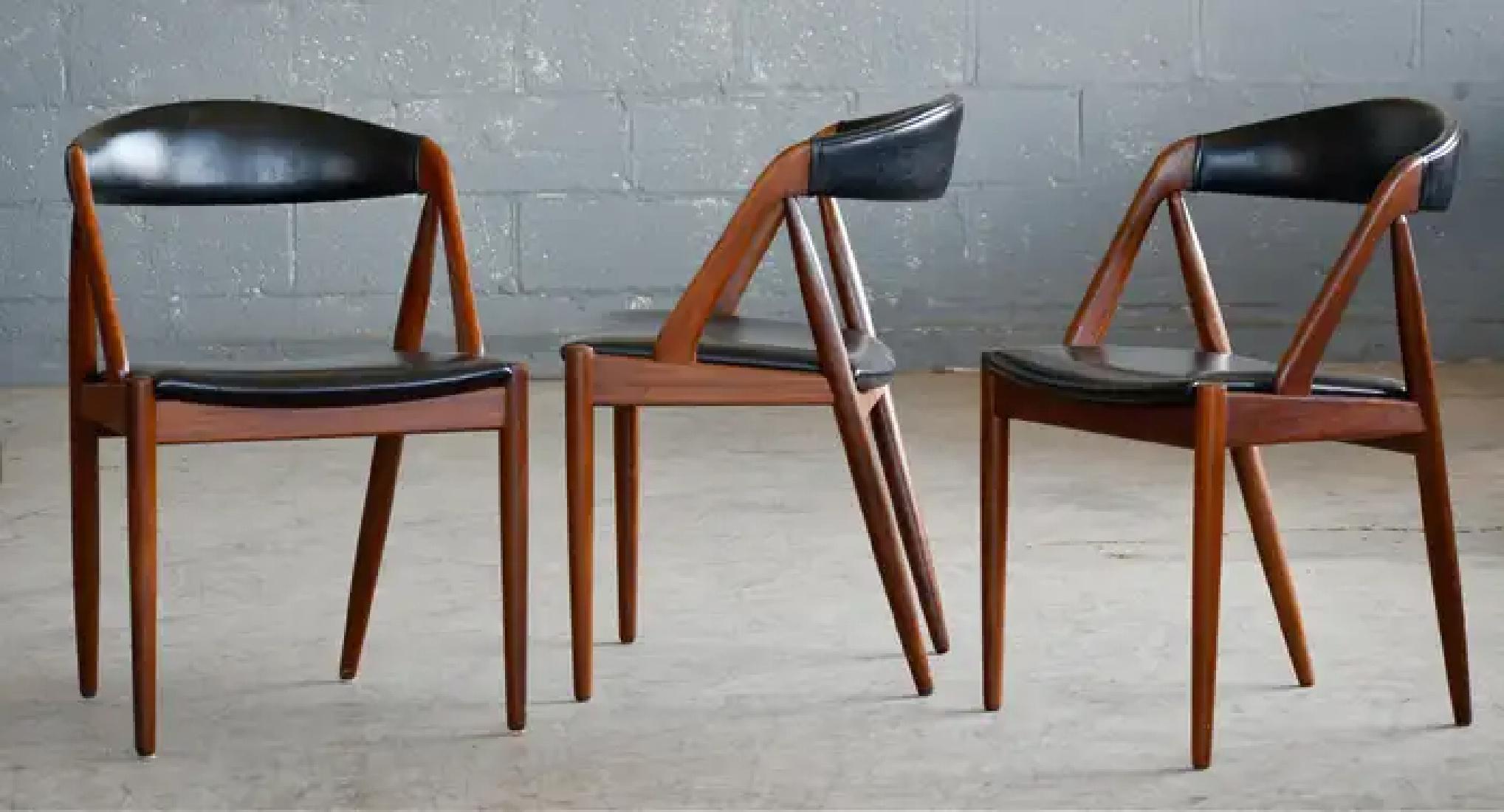 Set of 8 Kai Kristiansen Teak Dining Chairs Model 31 for Schou Andersen In Good Condition In Bridgeport, CT