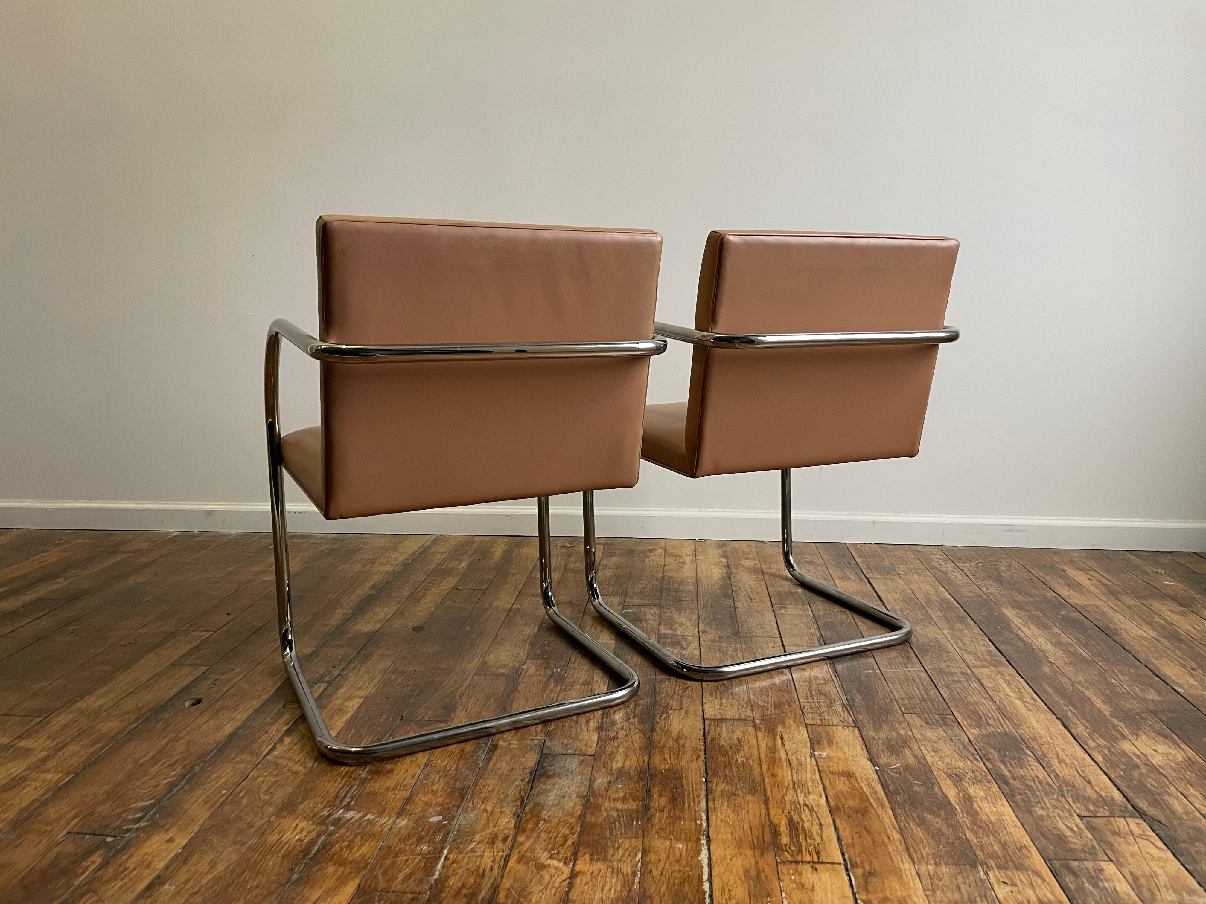 Late 20th Century Set of 8 - Knoll BRNO Leather Chairs