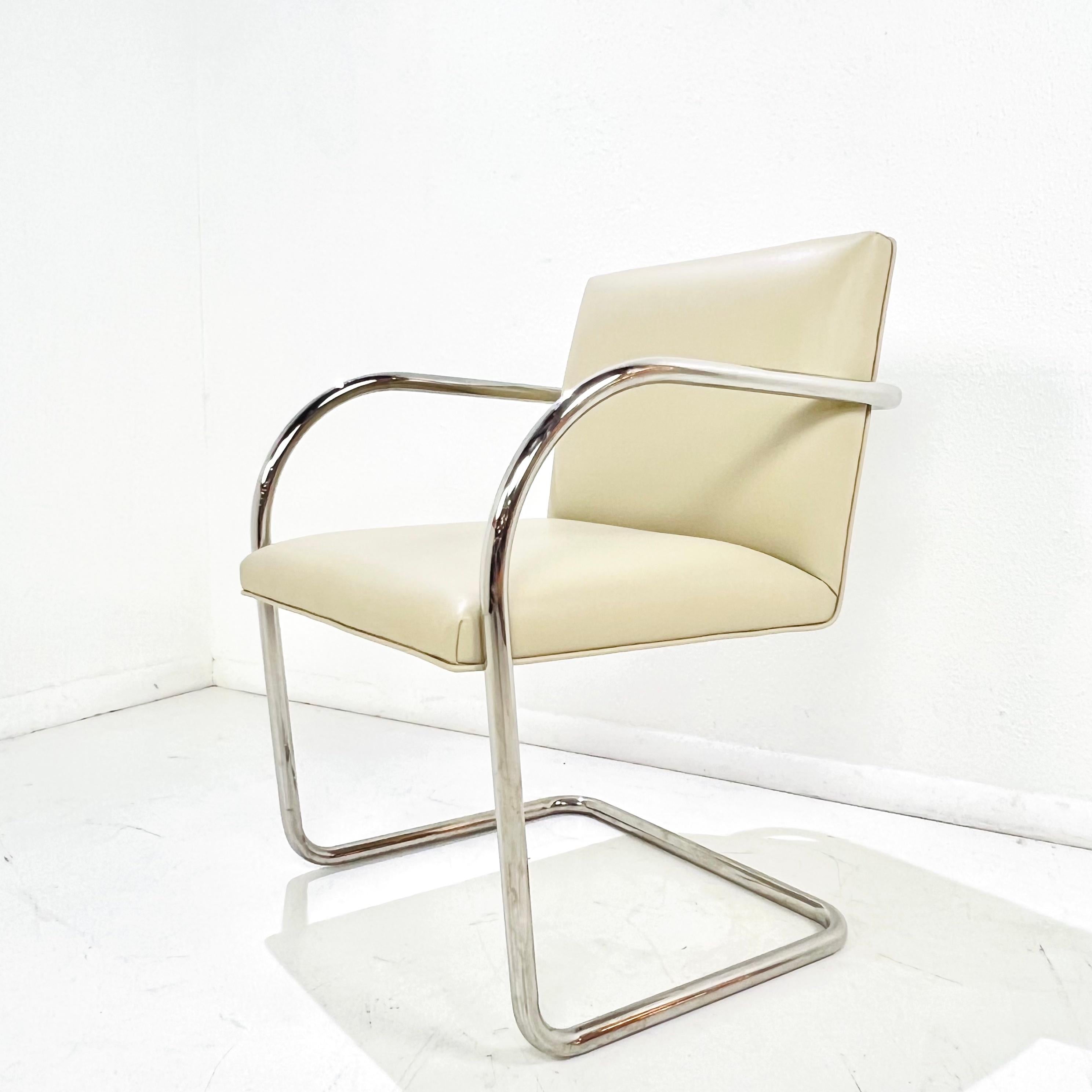 North American Set of 8 Knoll Tubular Brno Chairs For Sale