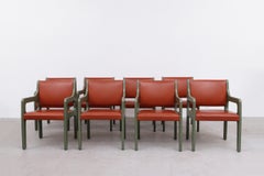 Ensemble de 8 fauteuils danois Knud Andersen en cuir corail et bois vert