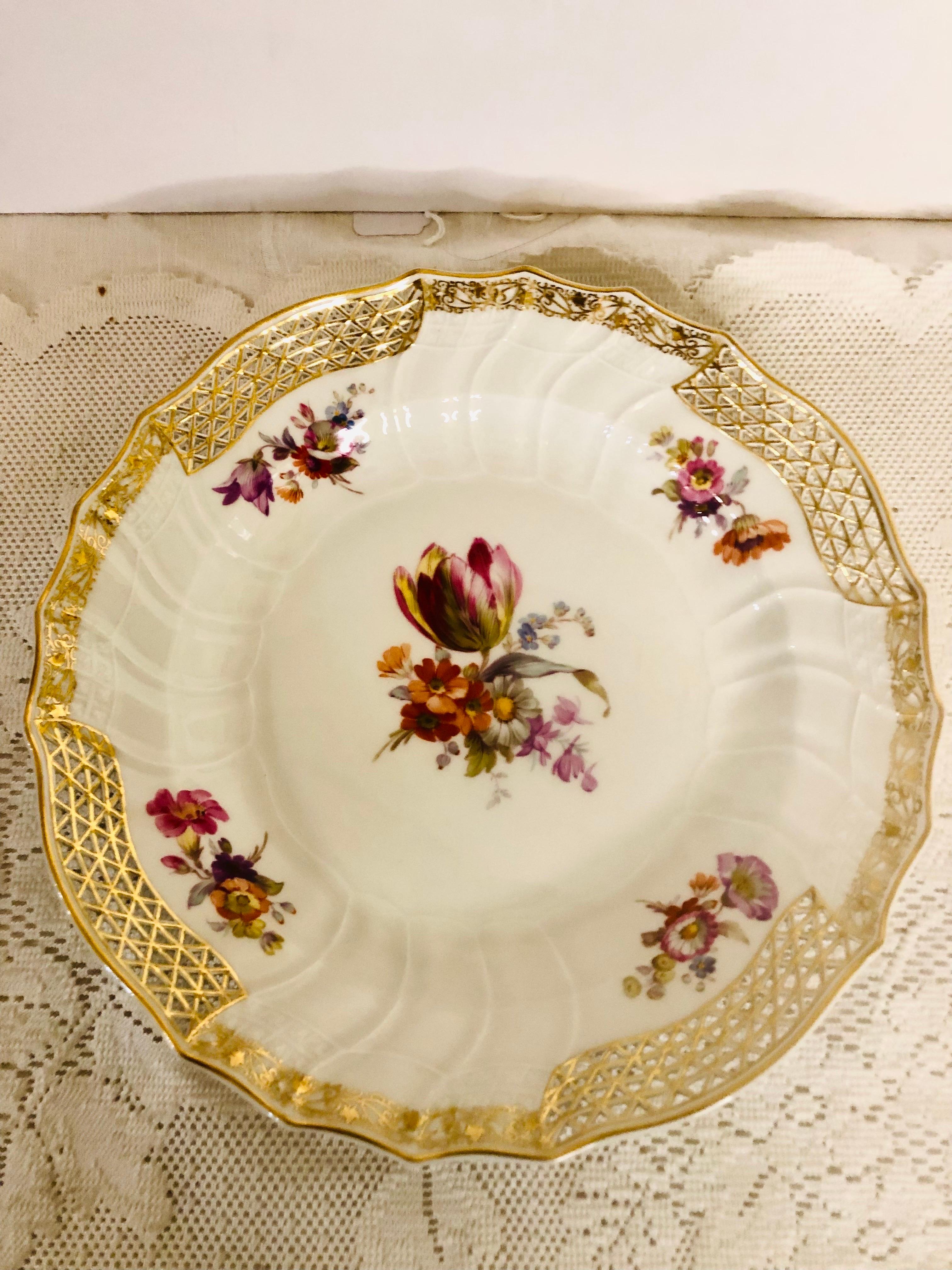 Set of 8 KPM Dinner Plates with Reticulated Border And Different Flower Bouquets For Sale 1